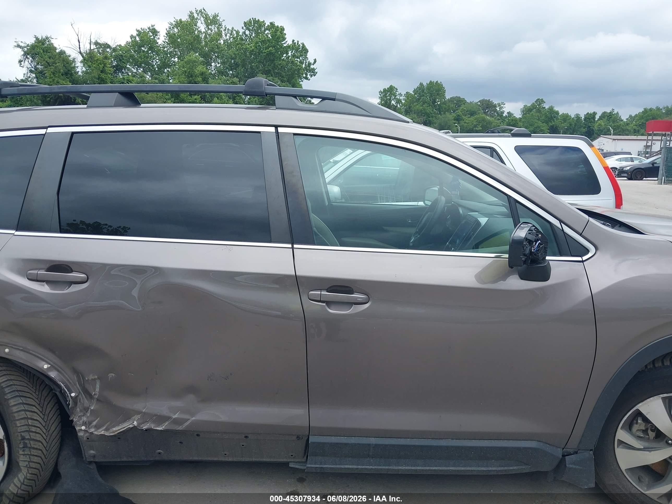 2021 Subaru Ascent Premium Brown vin: 4S4WMACD0M3404564