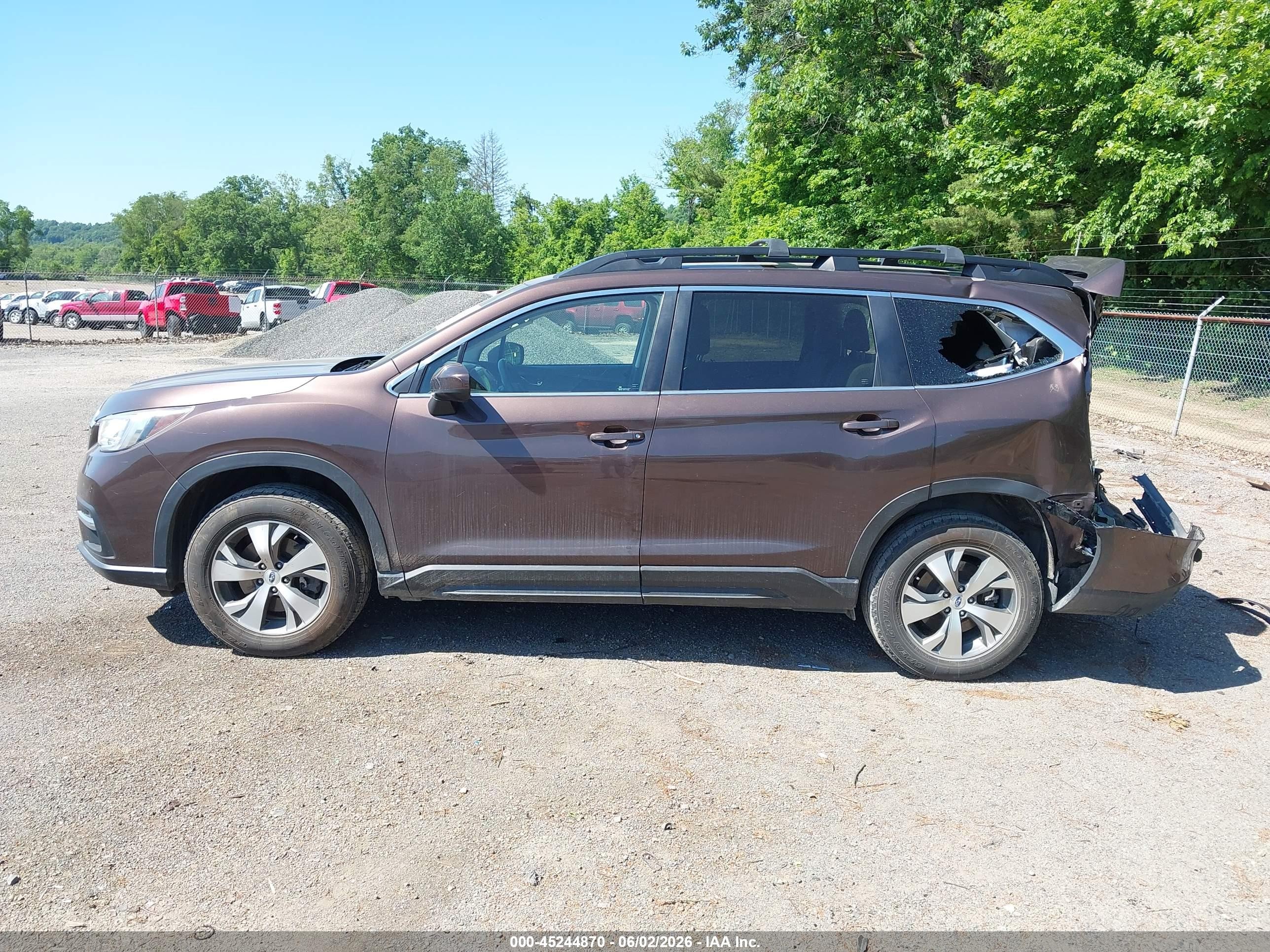 2020 Subaru Ascent Premium Brown vin: 4S4WMACD4L3401939