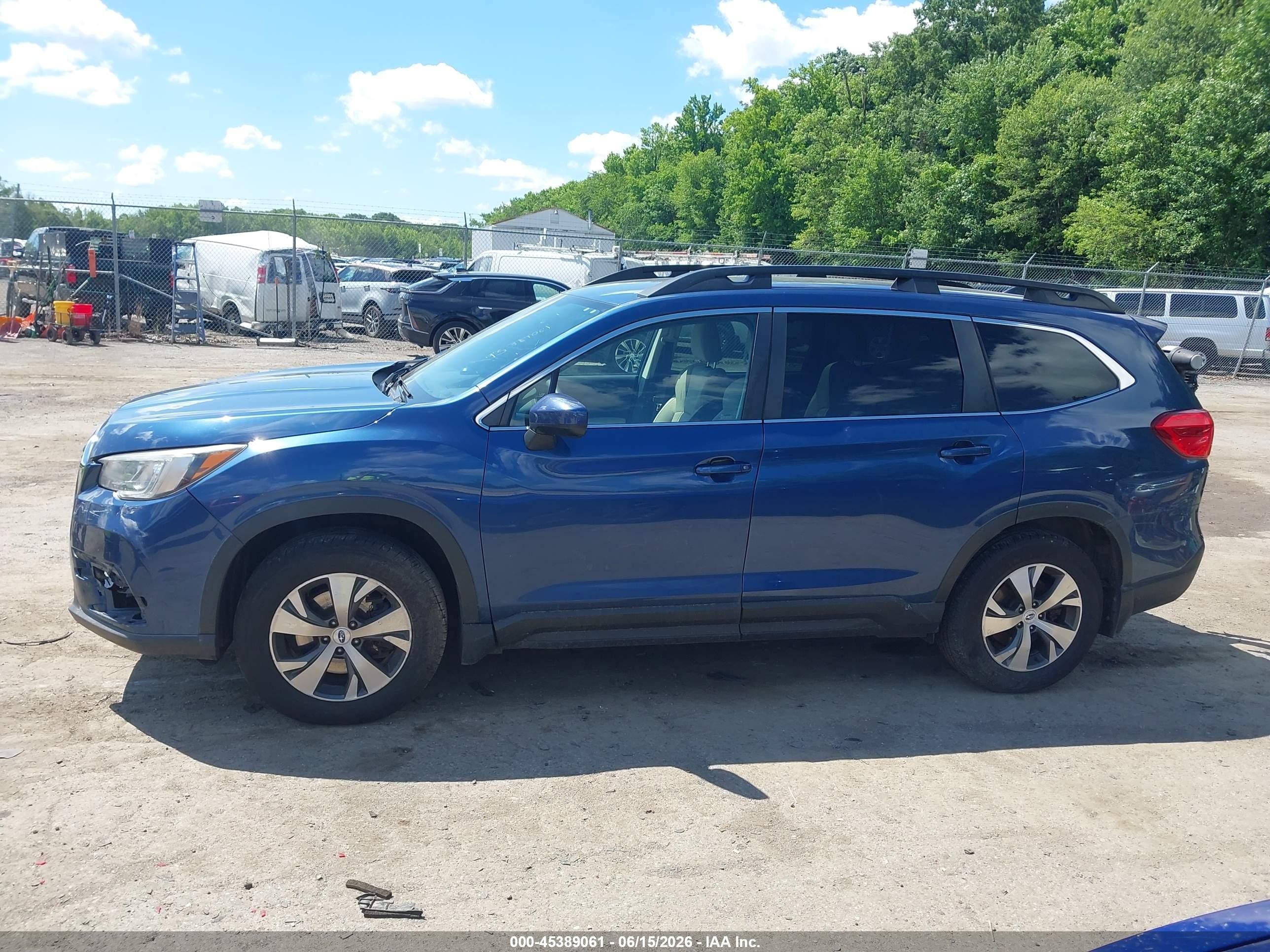 2019 Subaru Ascent Premium Blue vin: 4S4WMACD7K3478268