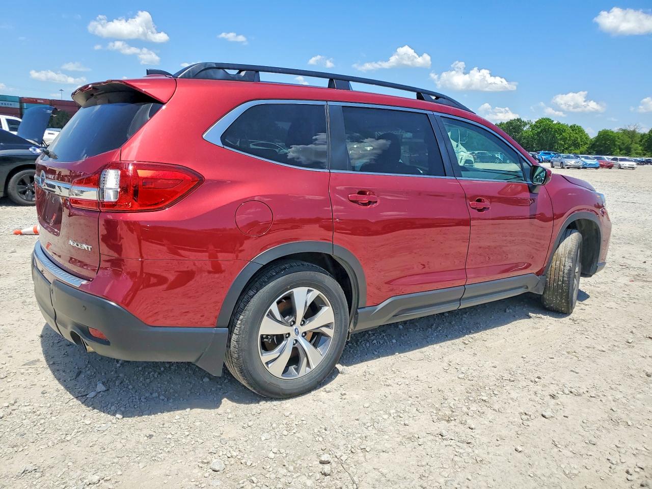 2021 Subaru Ascent Premium Maroon vin: 4S4WMACD7M3433091