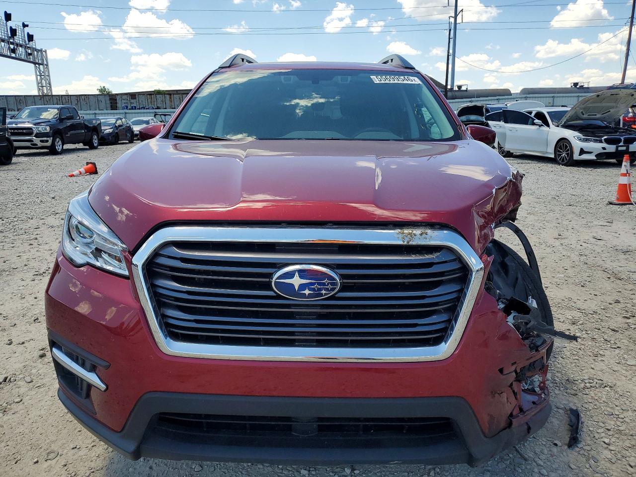 2021 Subaru Ascent Premium Maroon vin: 4S4WMACD7M3433091