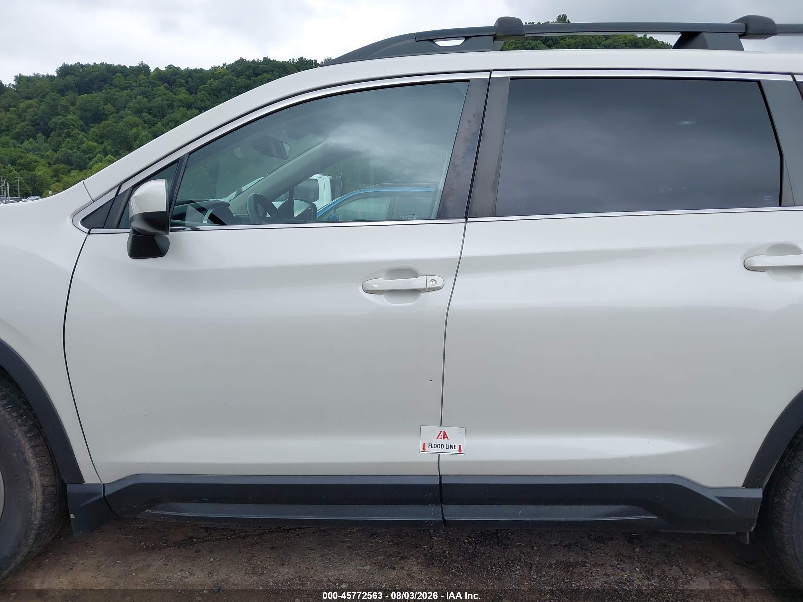 2020 Subaru Ascent Premium White vin: 4S4WMAFD7L3431528