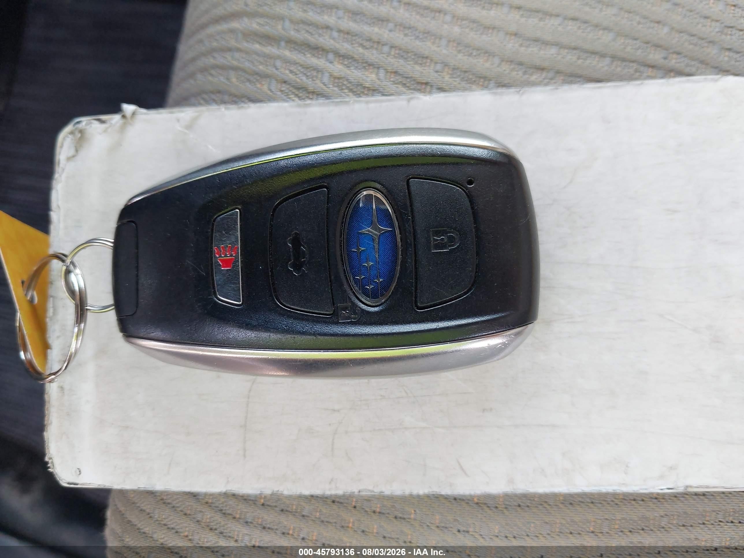 2019 Subaru Ascent Premium Серебряный vin: 4S4WMAFD9K3418763