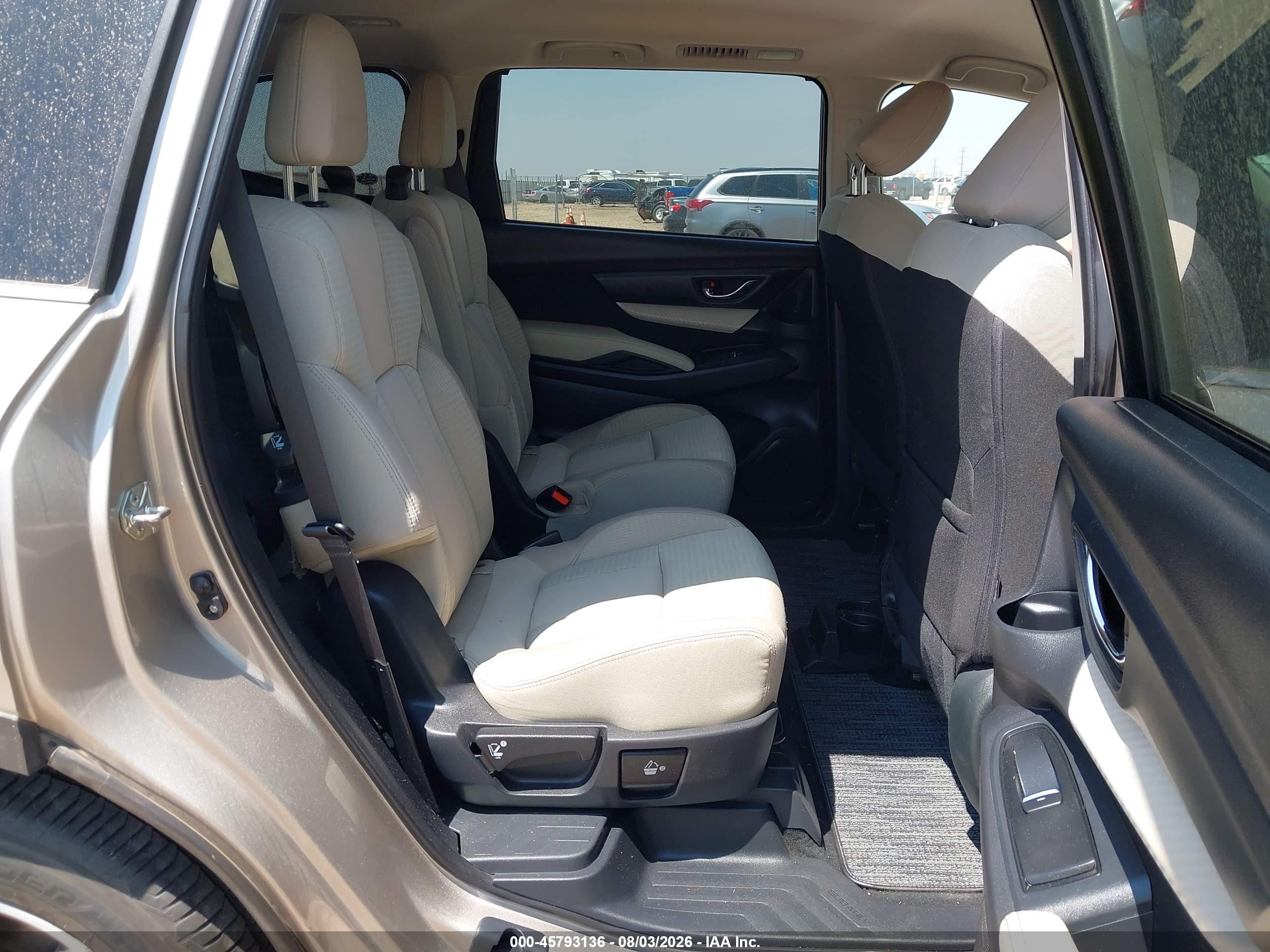 2019 Subaru Ascent Premium Серебряный vin: 4S4WMAFD9K3418763