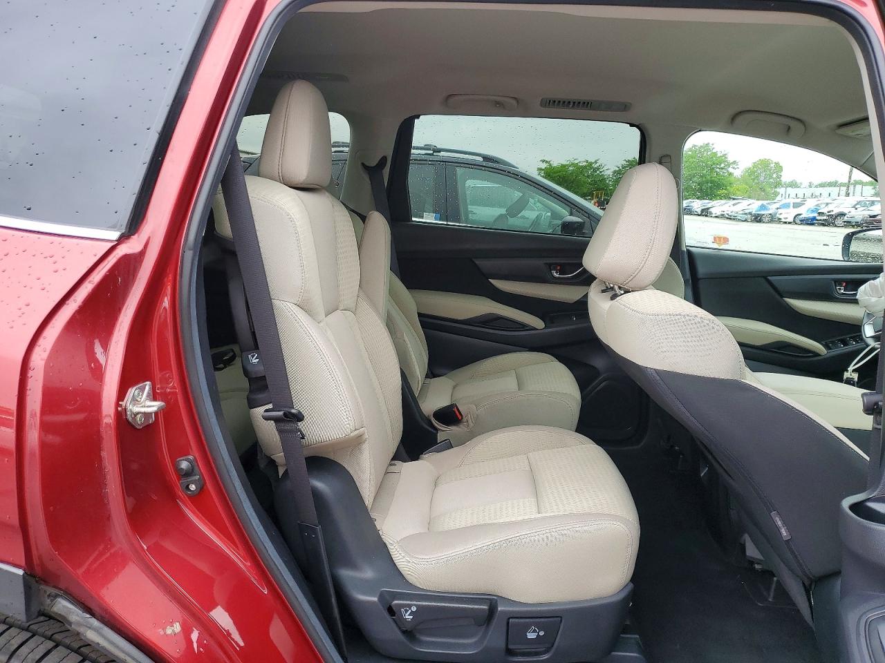 2019 Subaru Ascent Premium Red vin: 4S4WMAFD9K3486660