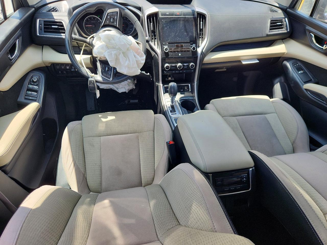 2020 Subaru Ascent Premium Brown vin: 4S4WMAFD9L3430316
