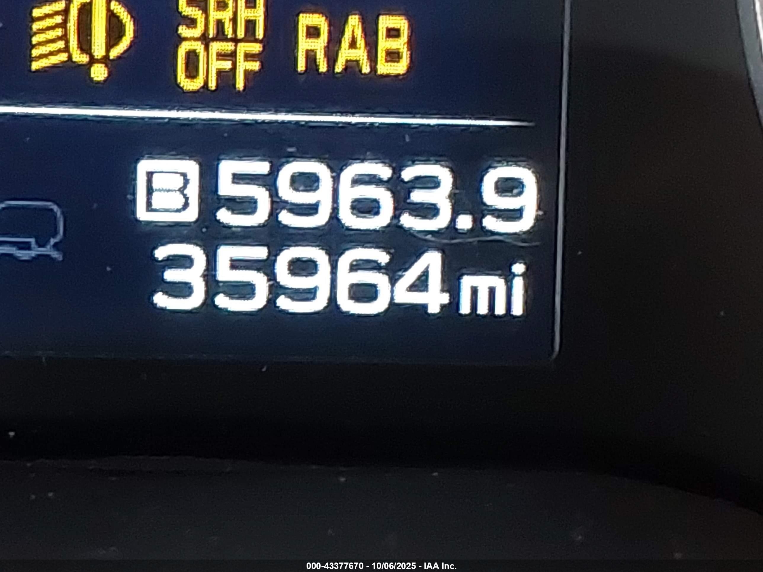 2021 Subaru Ascent Premium Серый vin: 4S4WMAFD9M3440488