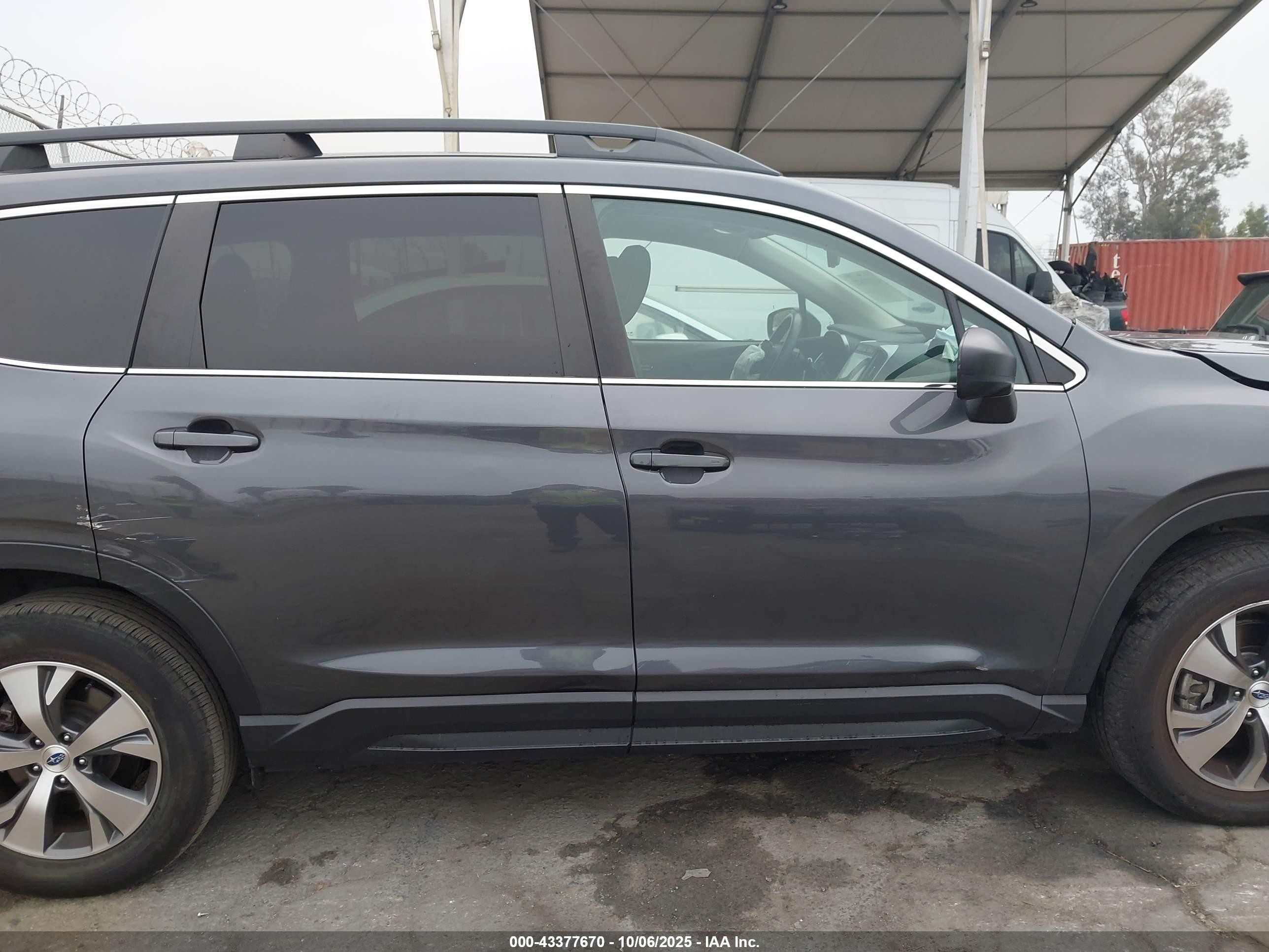 2021 Subaru Ascent Premium Серый vin: 4S4WMAFD9M3440488