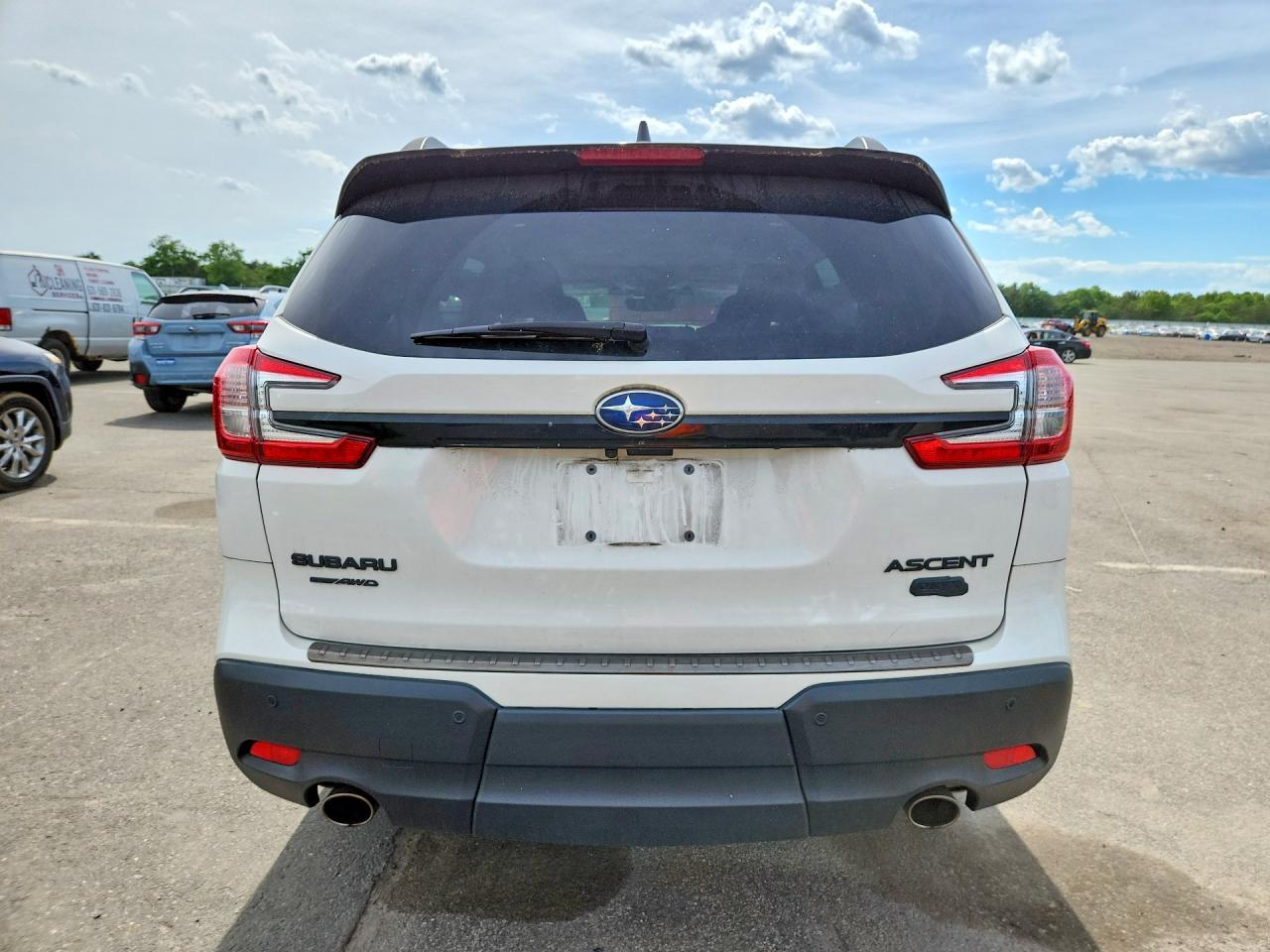 2024 Subaru Ascent Onyx Edition White vin: 4S4WMAHD4R3412747