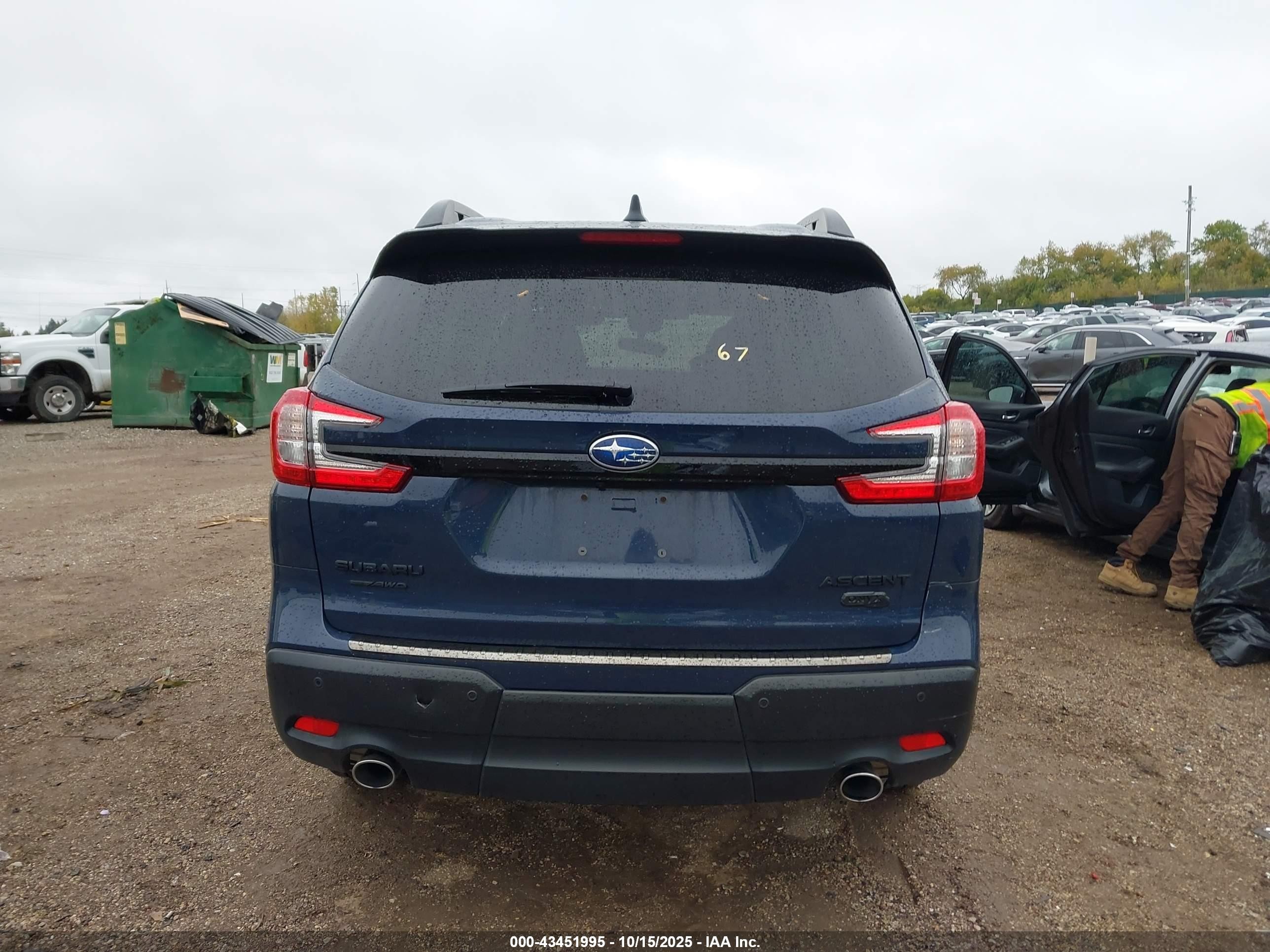 2024 Subaru Ascent Onyx Edition 7-passenger Синий vin: 4S4WMAHD8R3462745