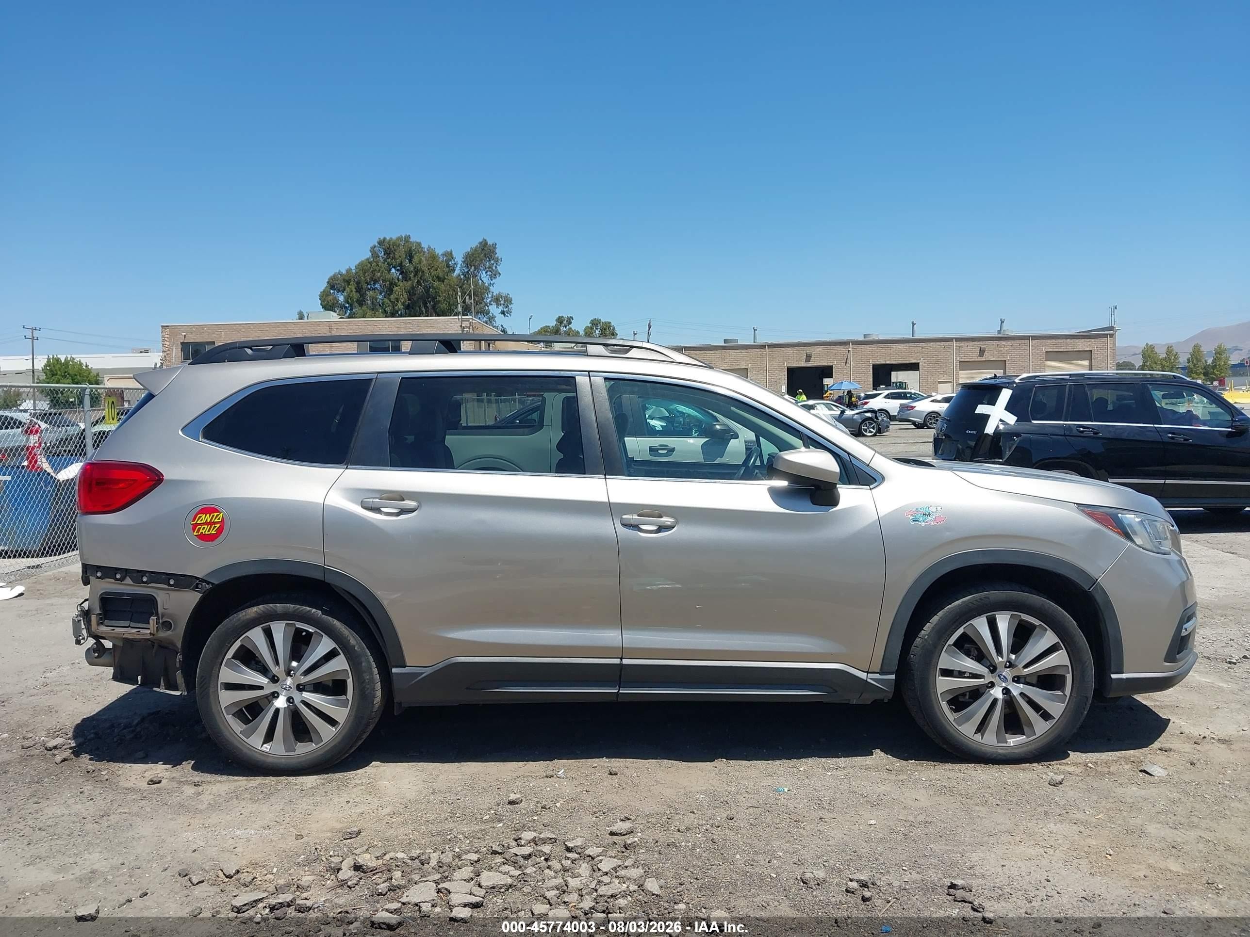 2020 Subaru Ascent Premium Gold vin: 4S4WMAHD9L3427929