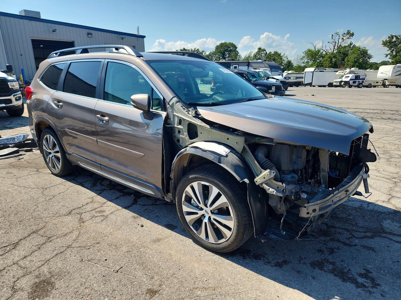 2021 Subaru Ascent Limited Gold vin: 4S4WMAJD1M3409792