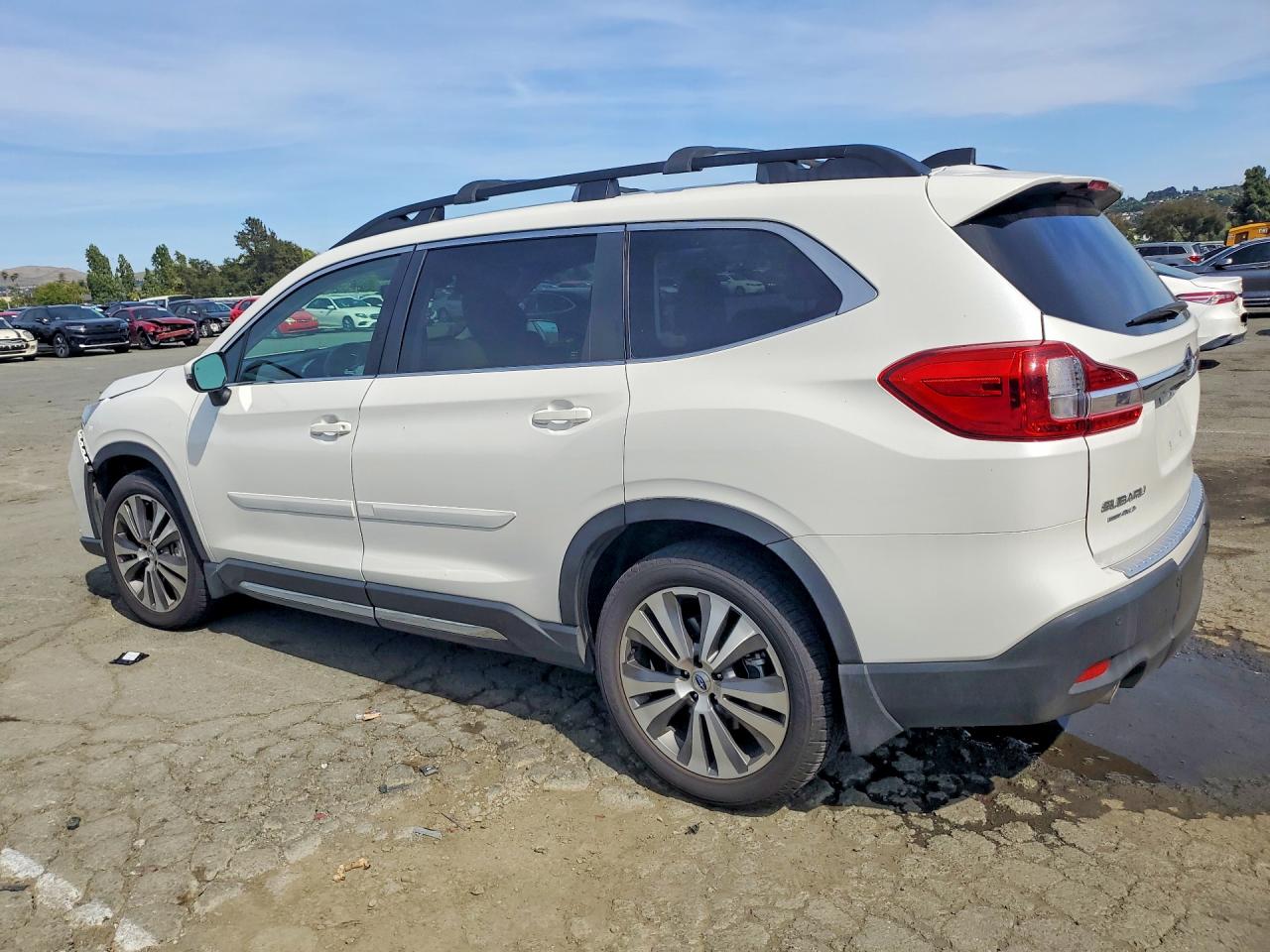 2020 Subaru Ascent Limited White vin: 4S4WMAJD2L3415311