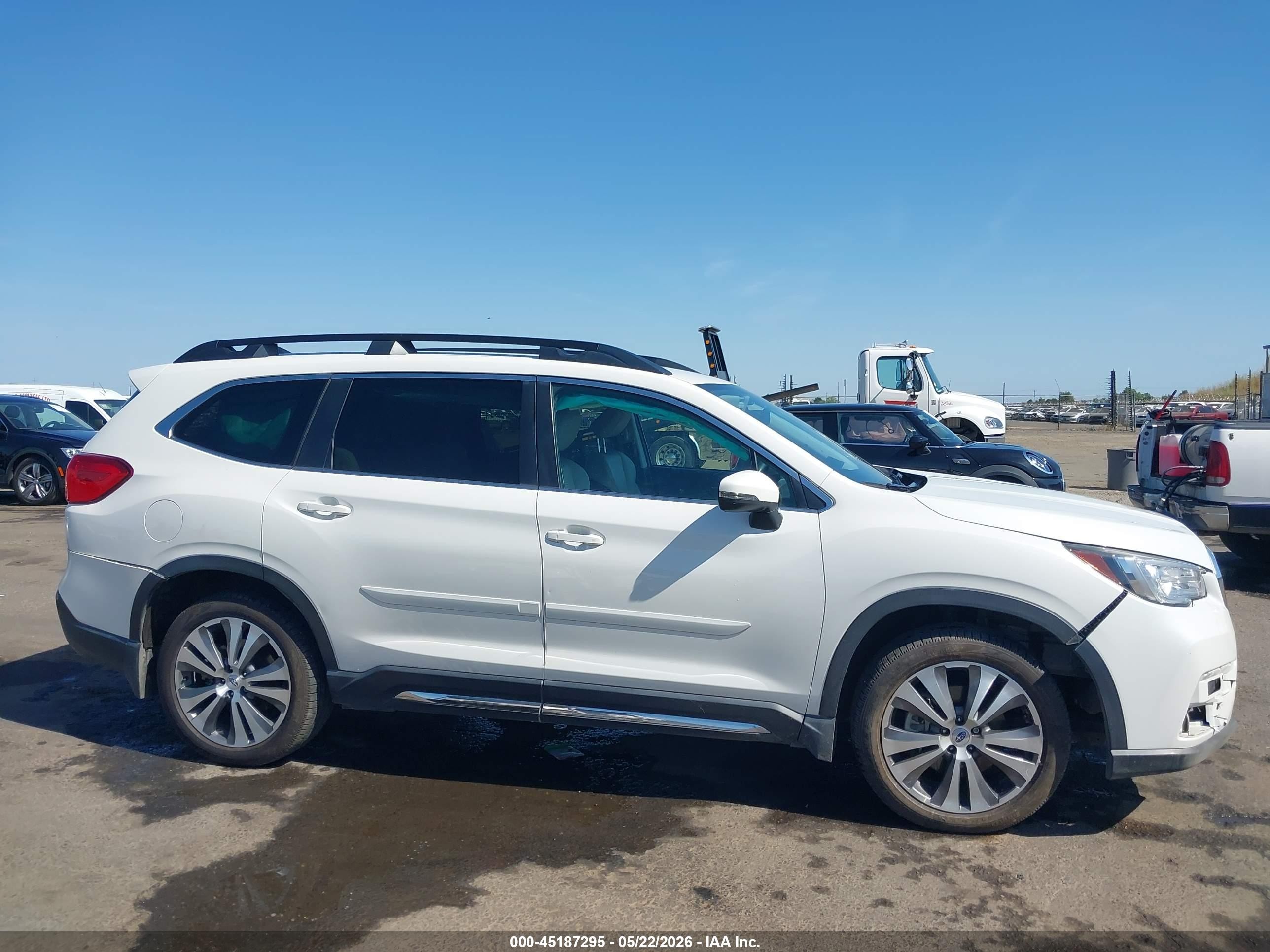 2019 Subaru Ascent Limited Белый vin: 4S4WMAJD3K3436344