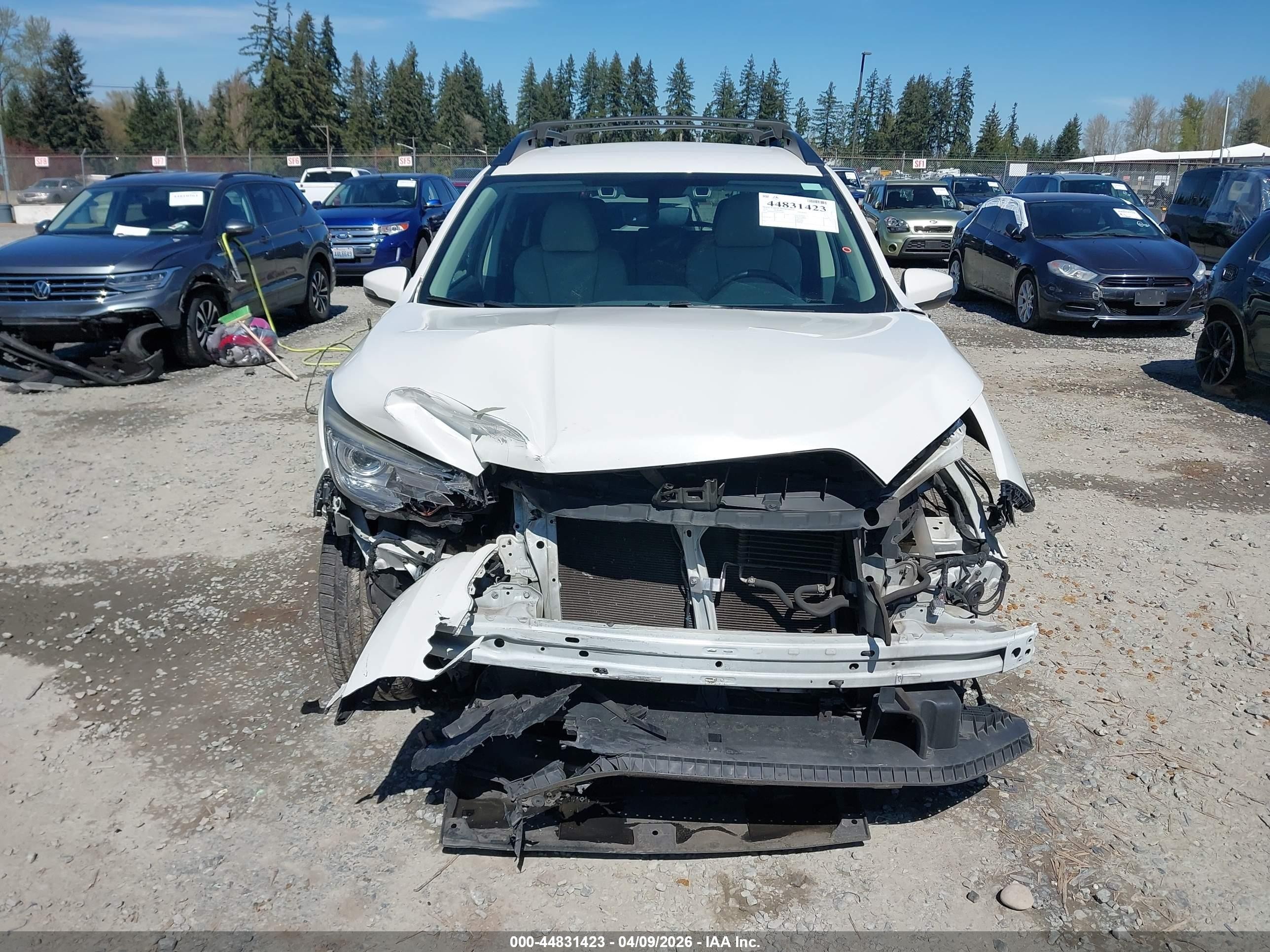 2019 Subaru Ascent Limited White vin: 4S4WMAJD3K3450843