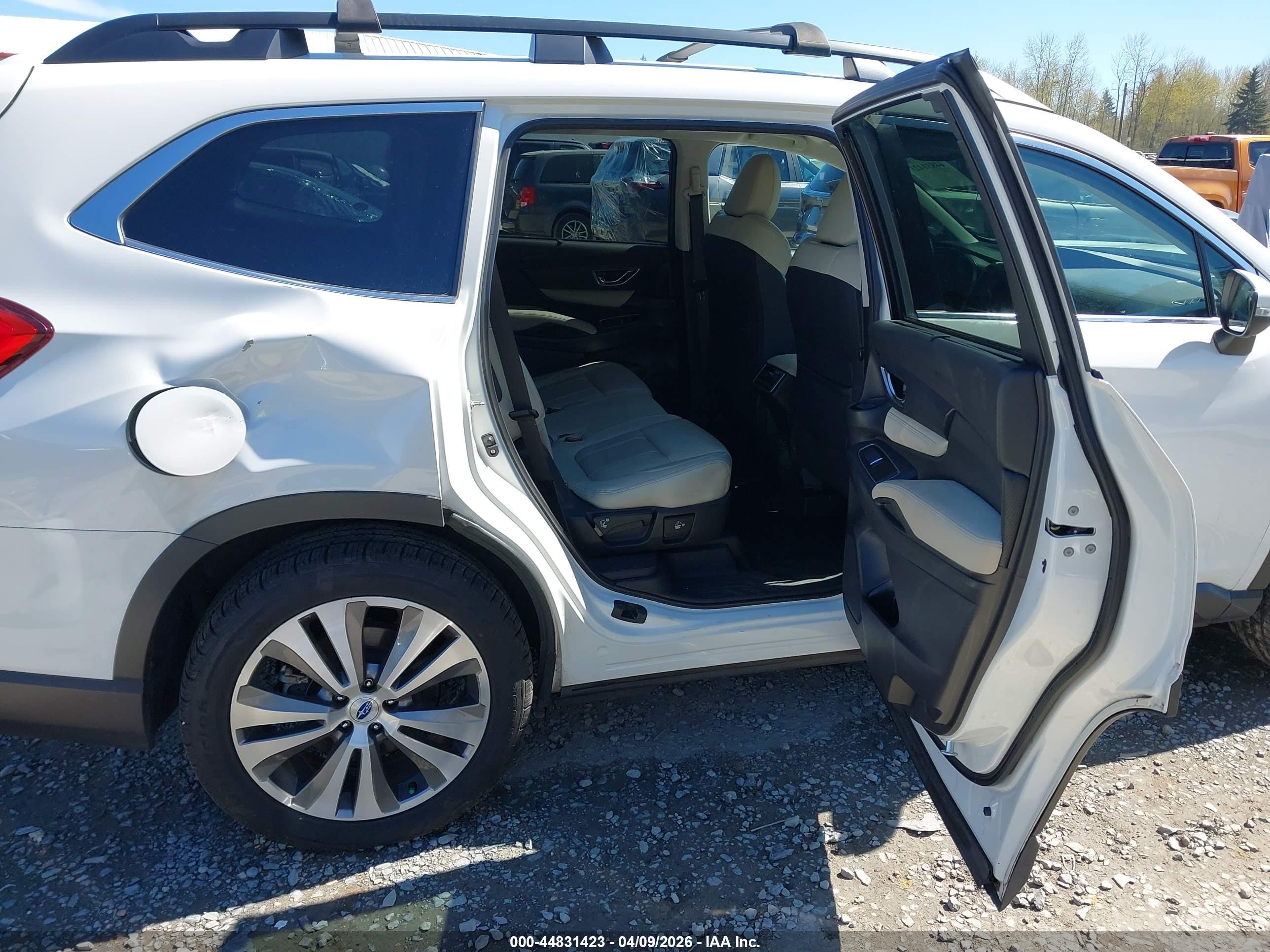 2019 Subaru Ascent Limited White vin: 4S4WMAJD3K3450843