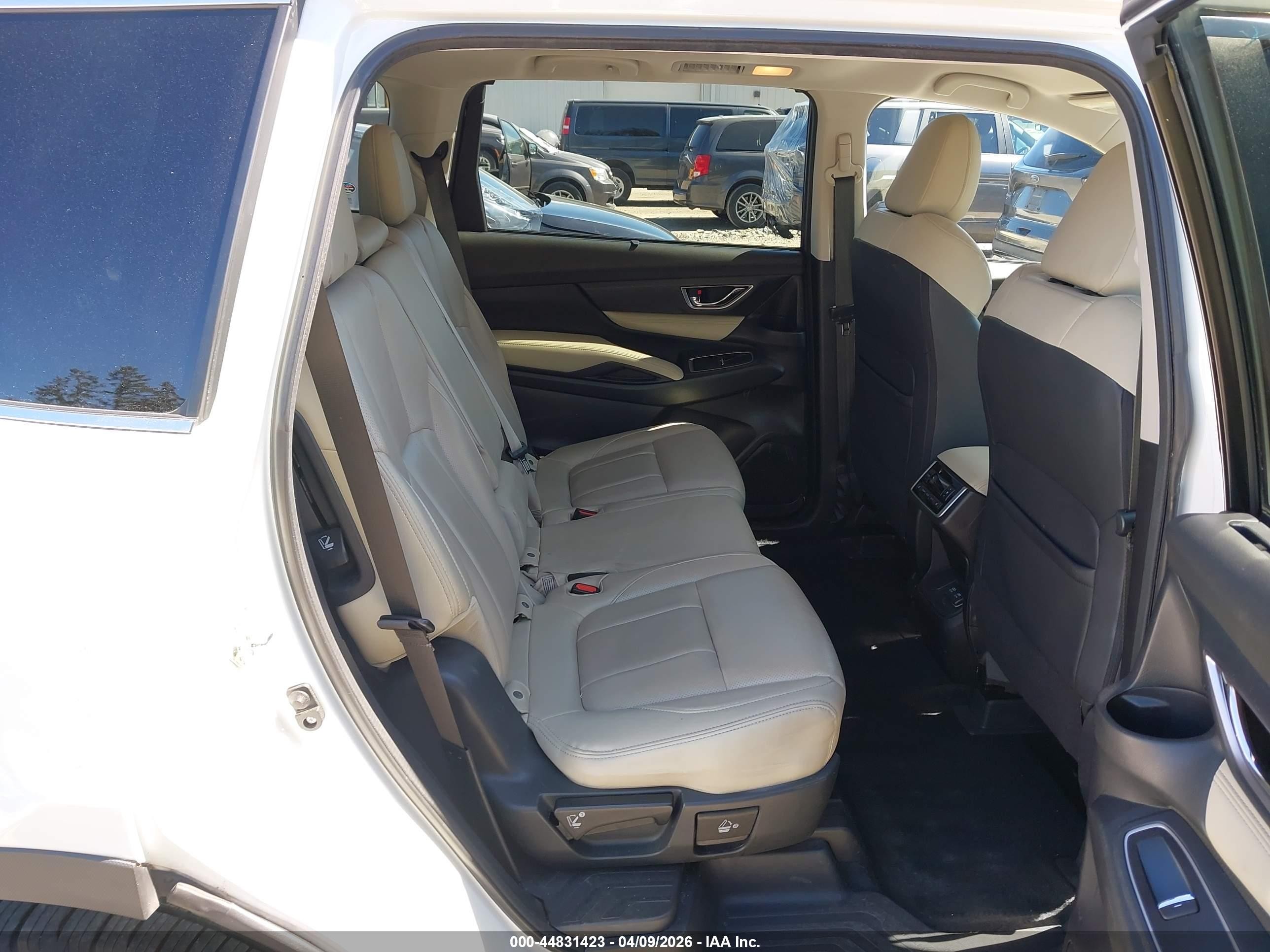 2019 Subaru Ascent Limited White vin: 4S4WMAJD3K3450843