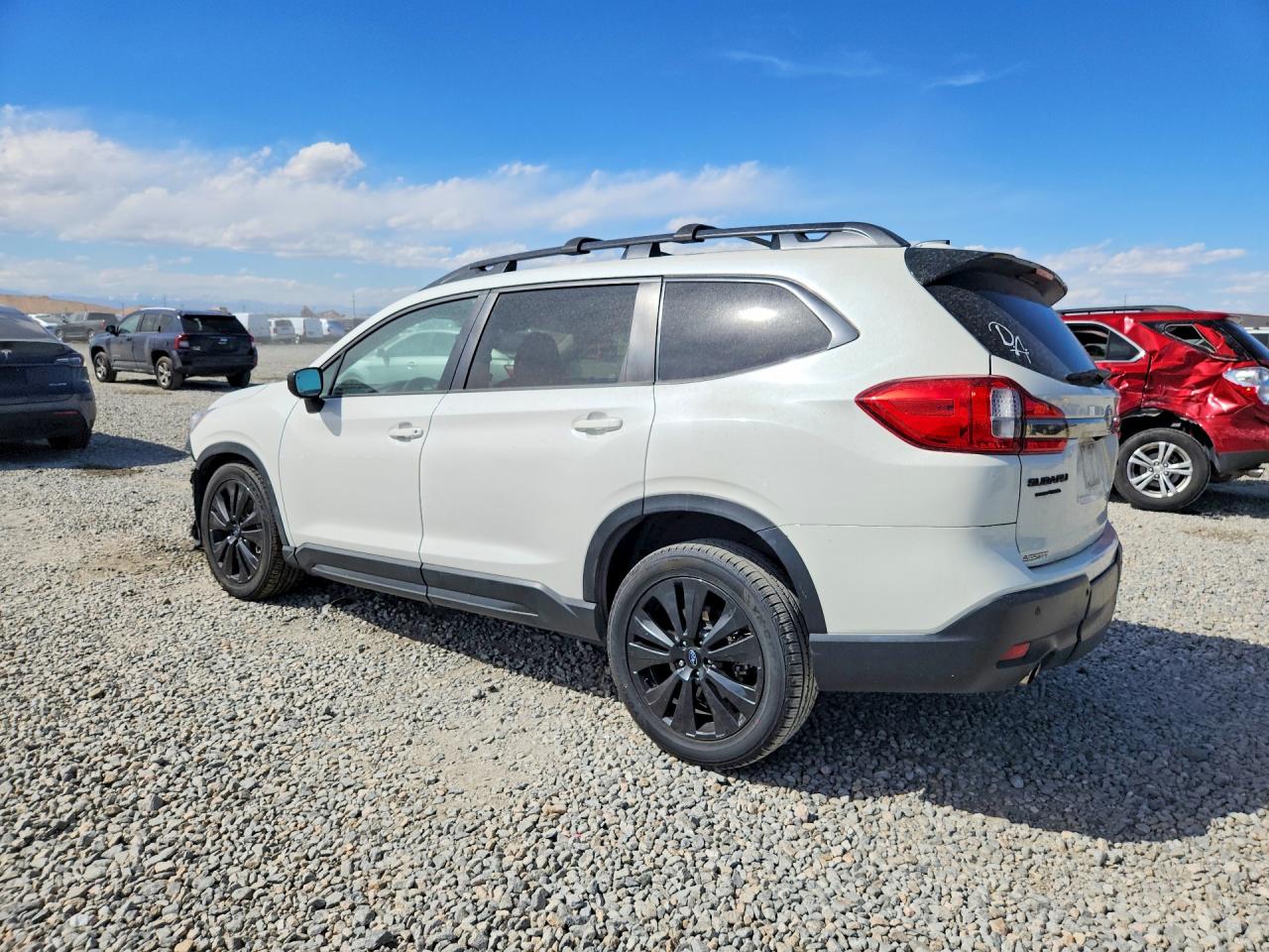 2022 Subaru Ascent Onyx Edition White vin: 4S4WMAJD4N3416043