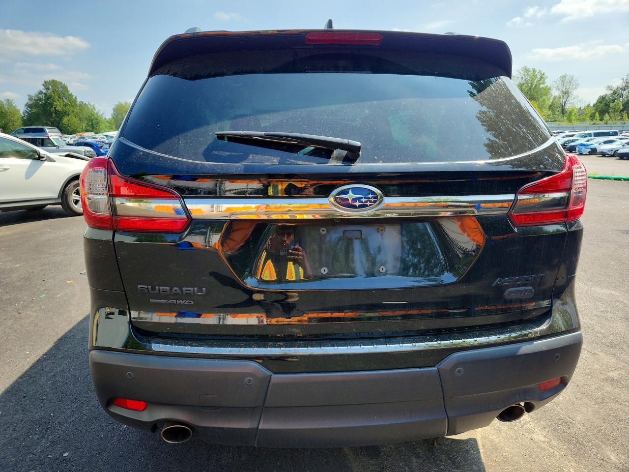 2022 Subaru Ascent Onyx Edition Black vin: 4S4WMAJD5N3428587