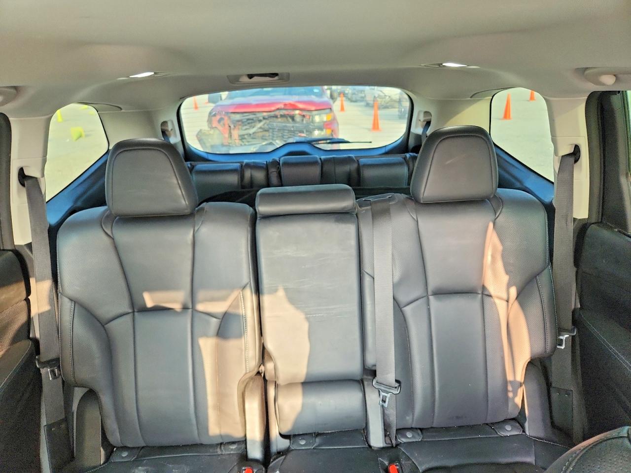 2019 Subaru Ascent Limited Silver vin: 4S4WMAJDXK3458955