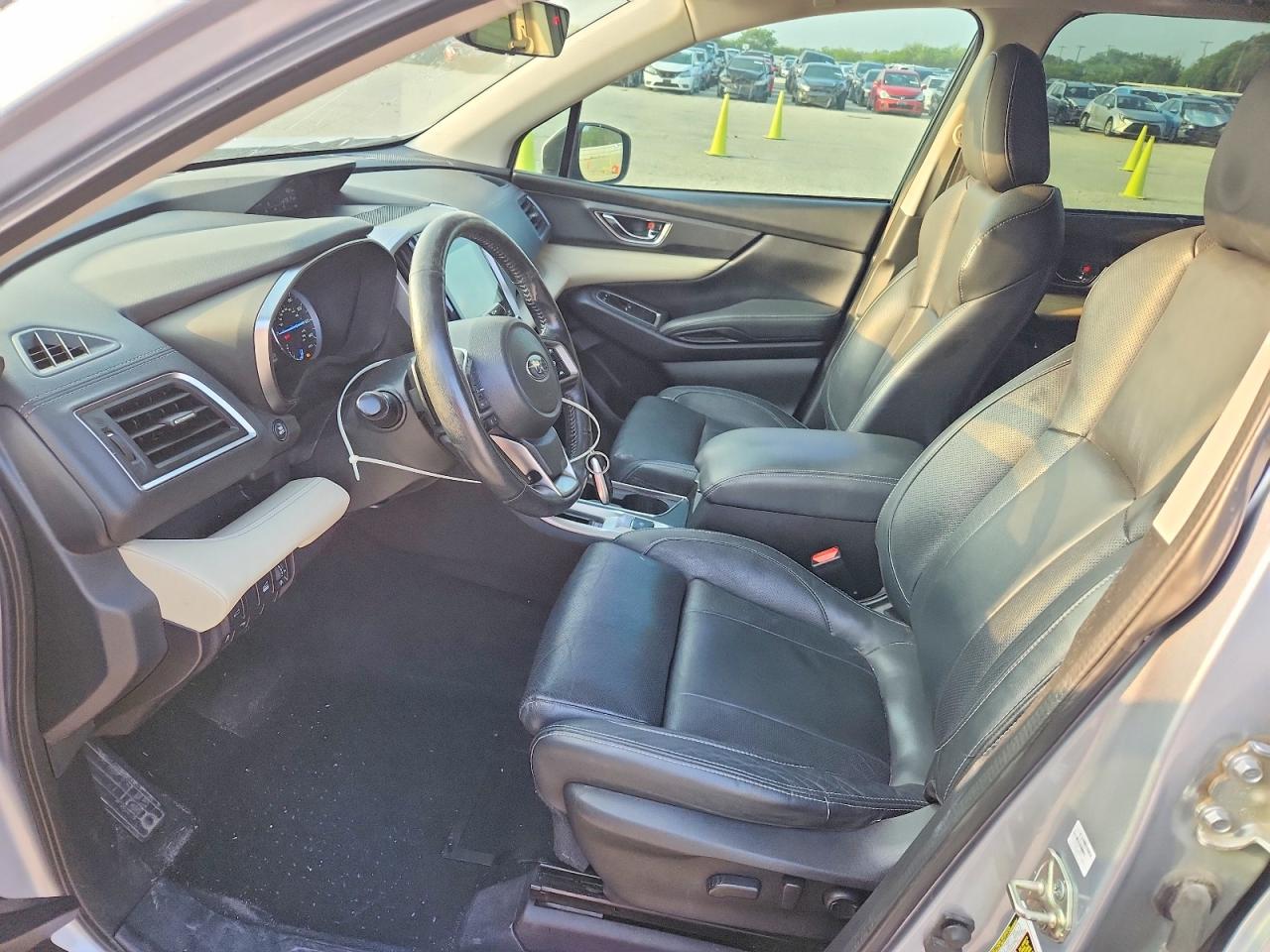 2019 Subaru Ascent Limited Silver vin: 4S4WMAJDXK3458955