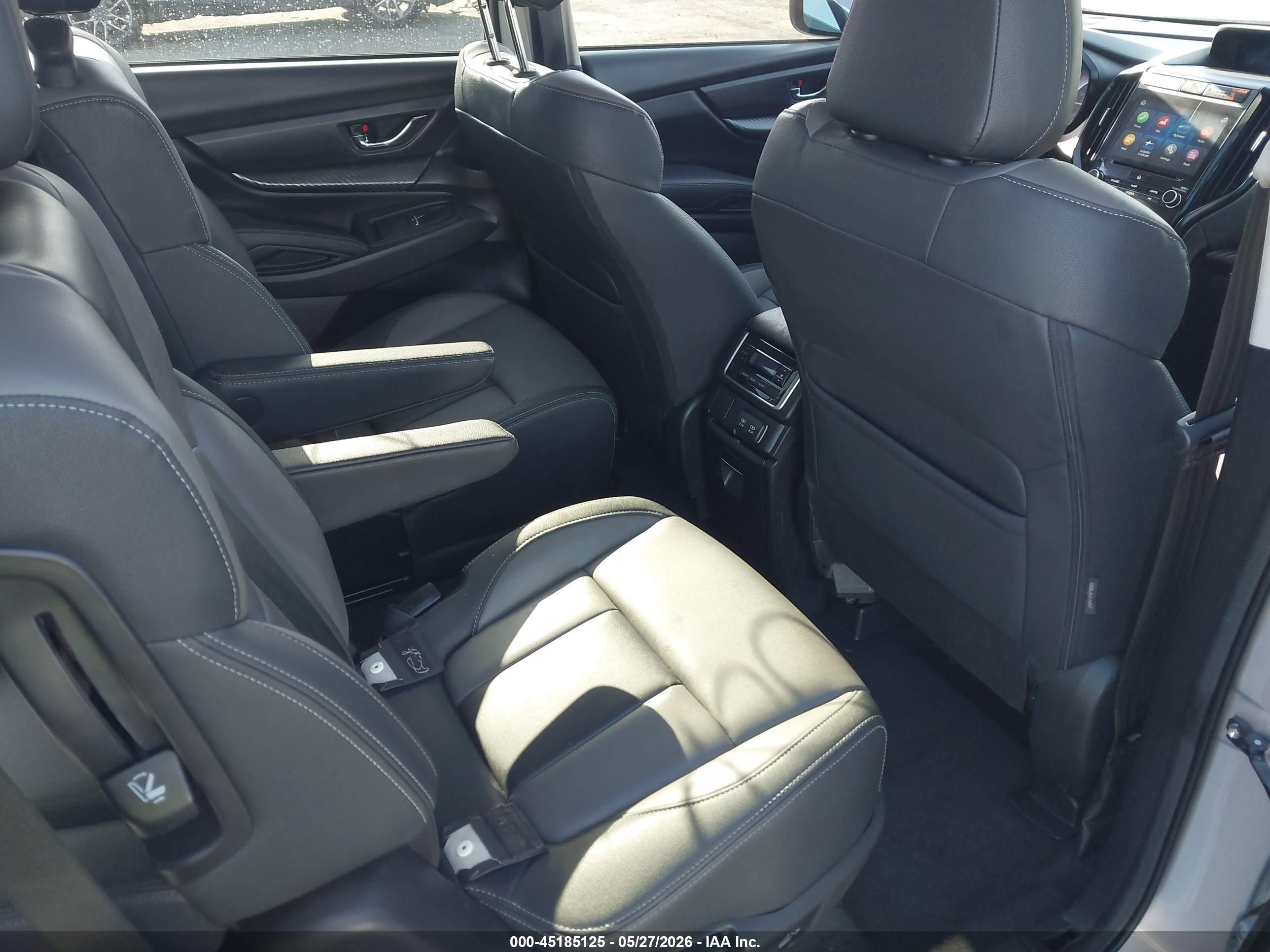 2022 Subaru Ascent Onyx Edition Silver vin: 4S4WMAJDXN3471841