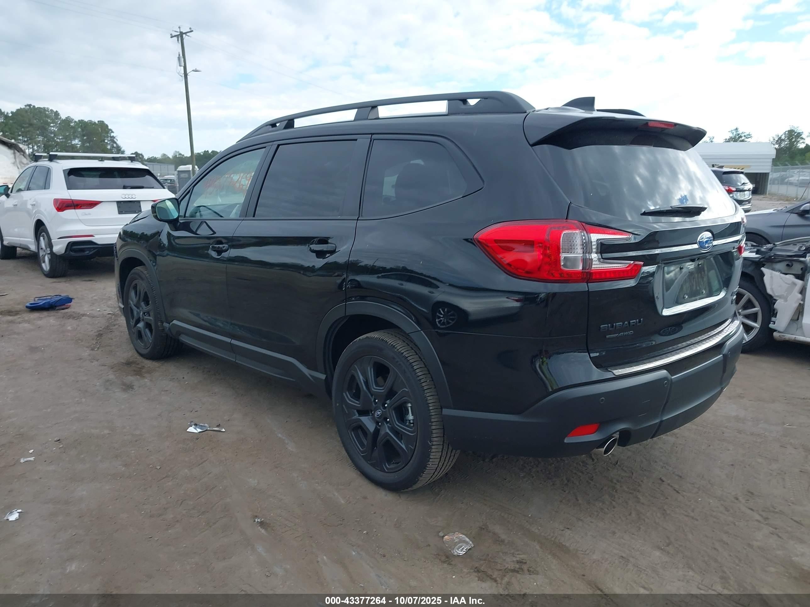 2024 Subaru Ascent Onyx Edition Limited 7-passenger Black vin: 4S4WMAKD4R3448608