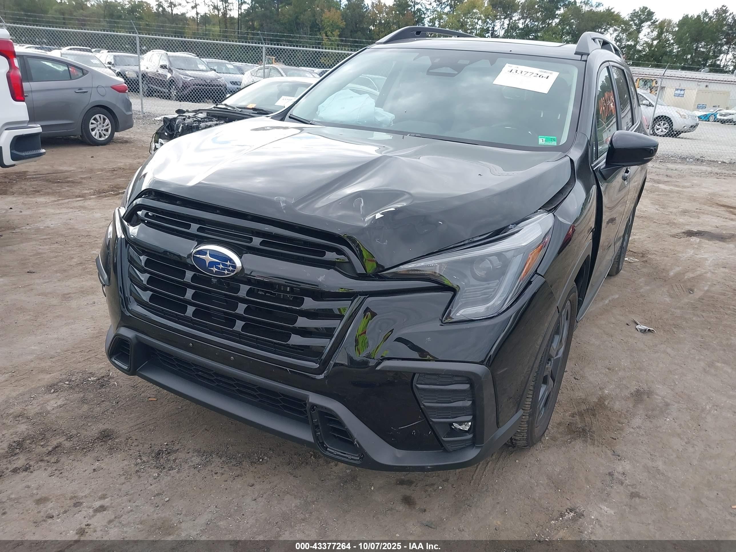 2024 Subaru Ascent Onyx Edition Limited 7-passenger Black vin: 4S4WMAKD4R3448608