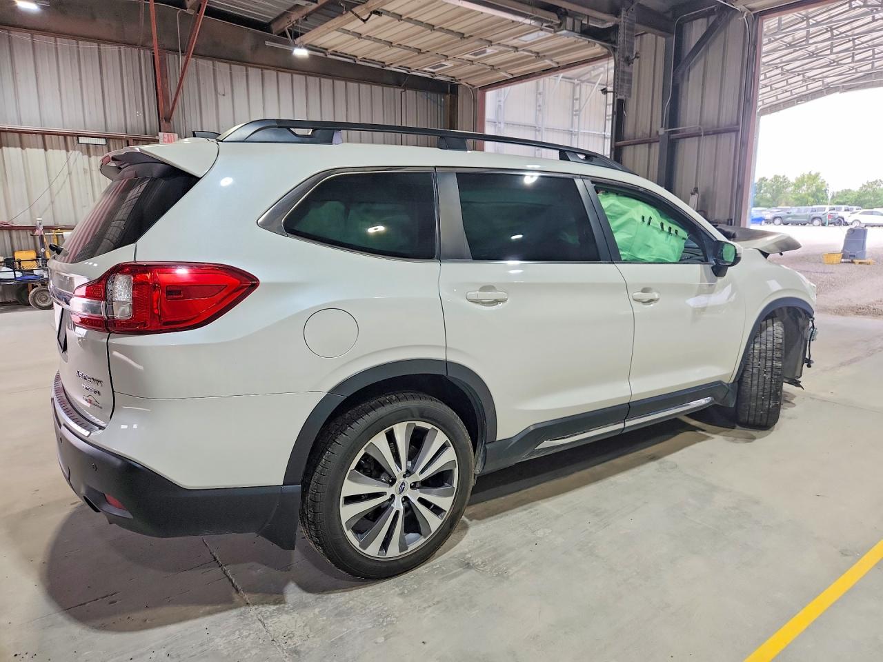 2021 Subaru Ascent Limited White vin: 4S4WMALD6M3429033
