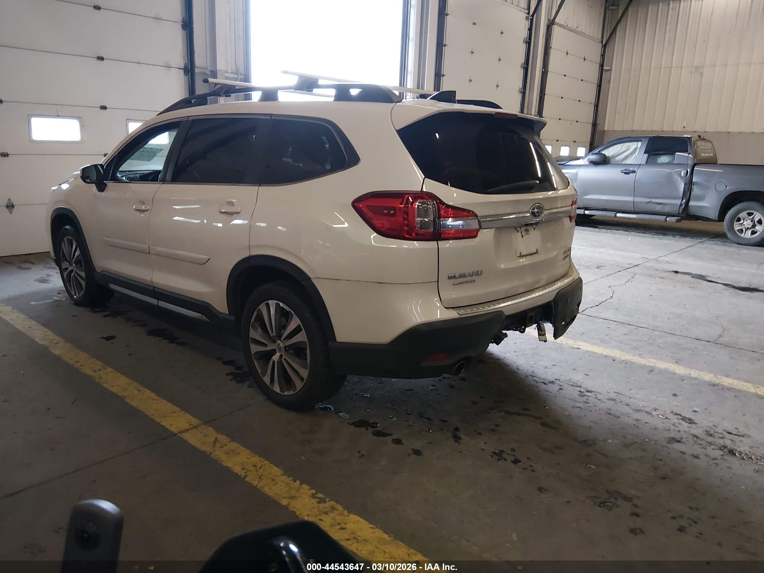 2019 Subaru Ascent Limited White vin: 4S4WMALD9K3405547