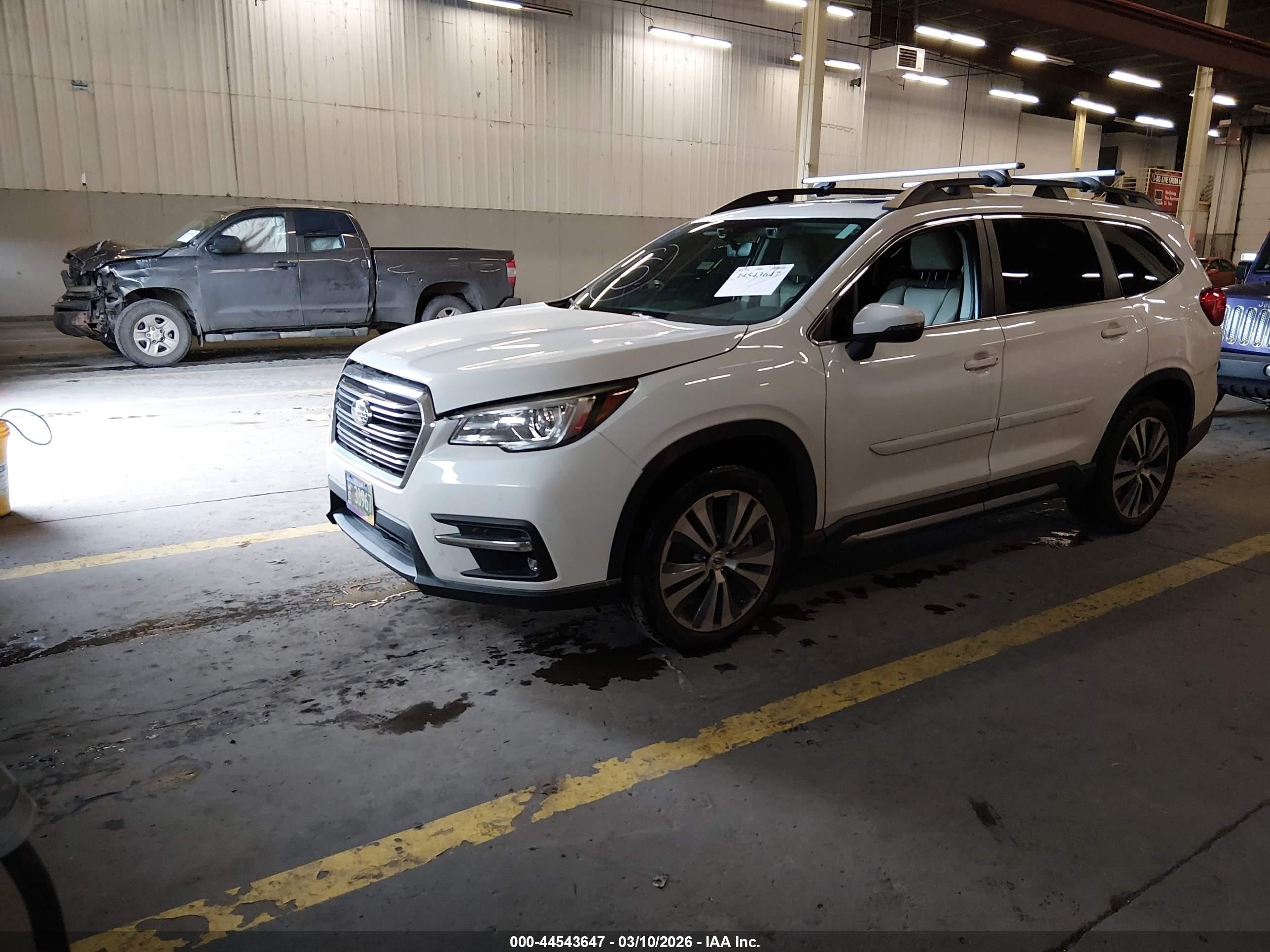 2019 Subaru Ascent Limited White vin: 4S4WMALD9K3405547