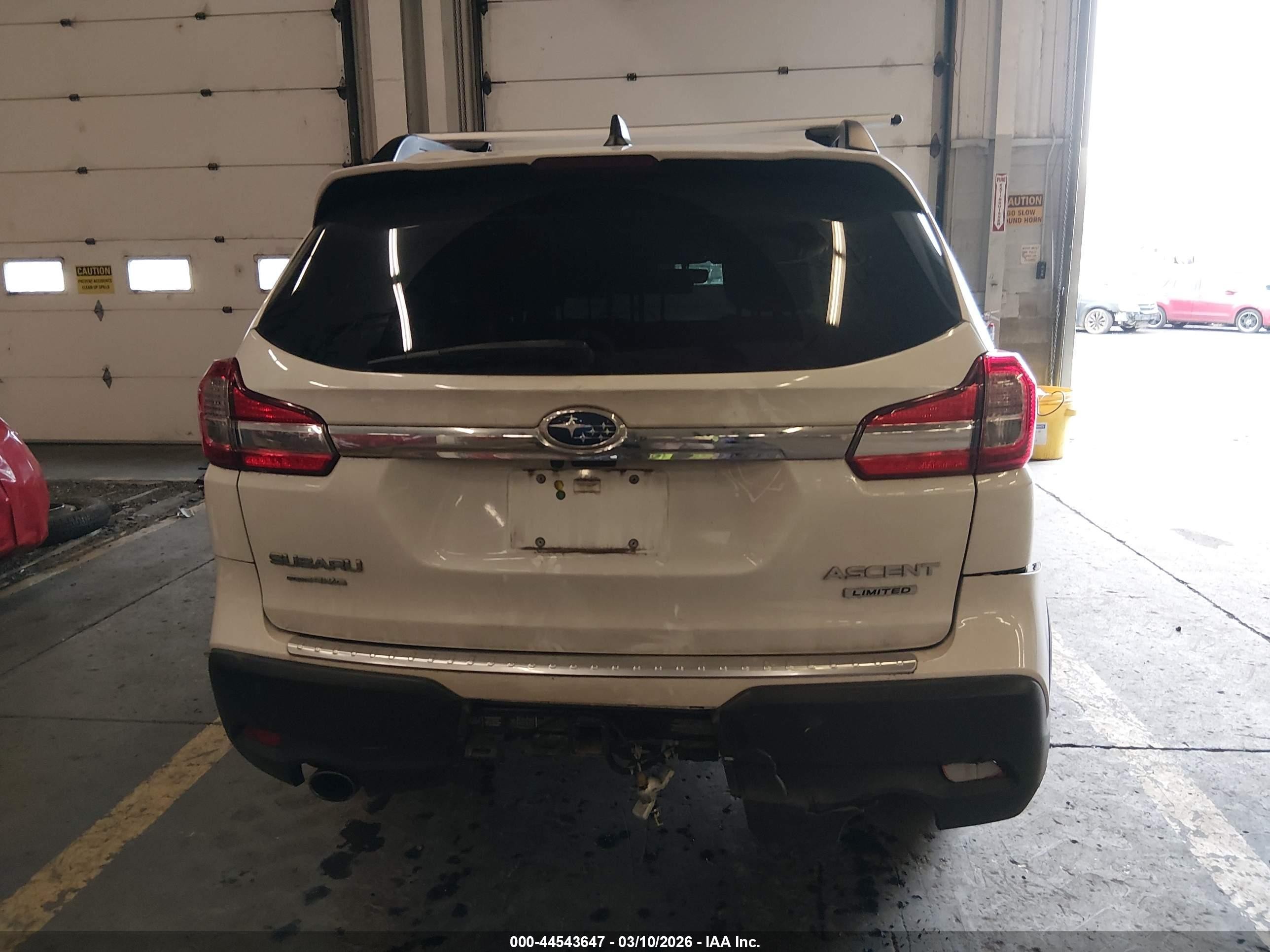 2019 Subaru Ascent Limited White vin: 4S4WMALD9K3405547