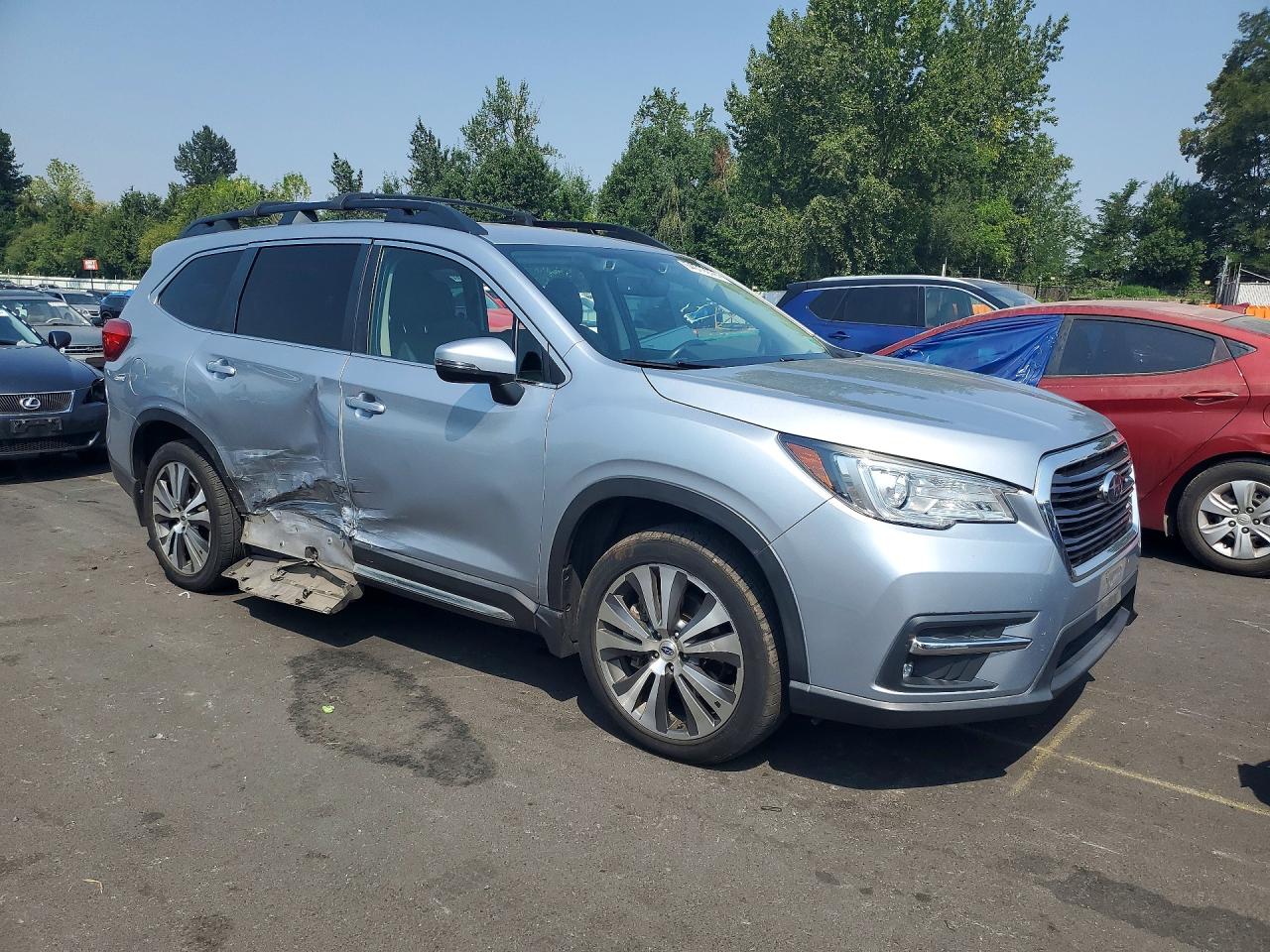 2019 Subaru Ascent Limited Silver vin: 4S4WMAMD2K3414203