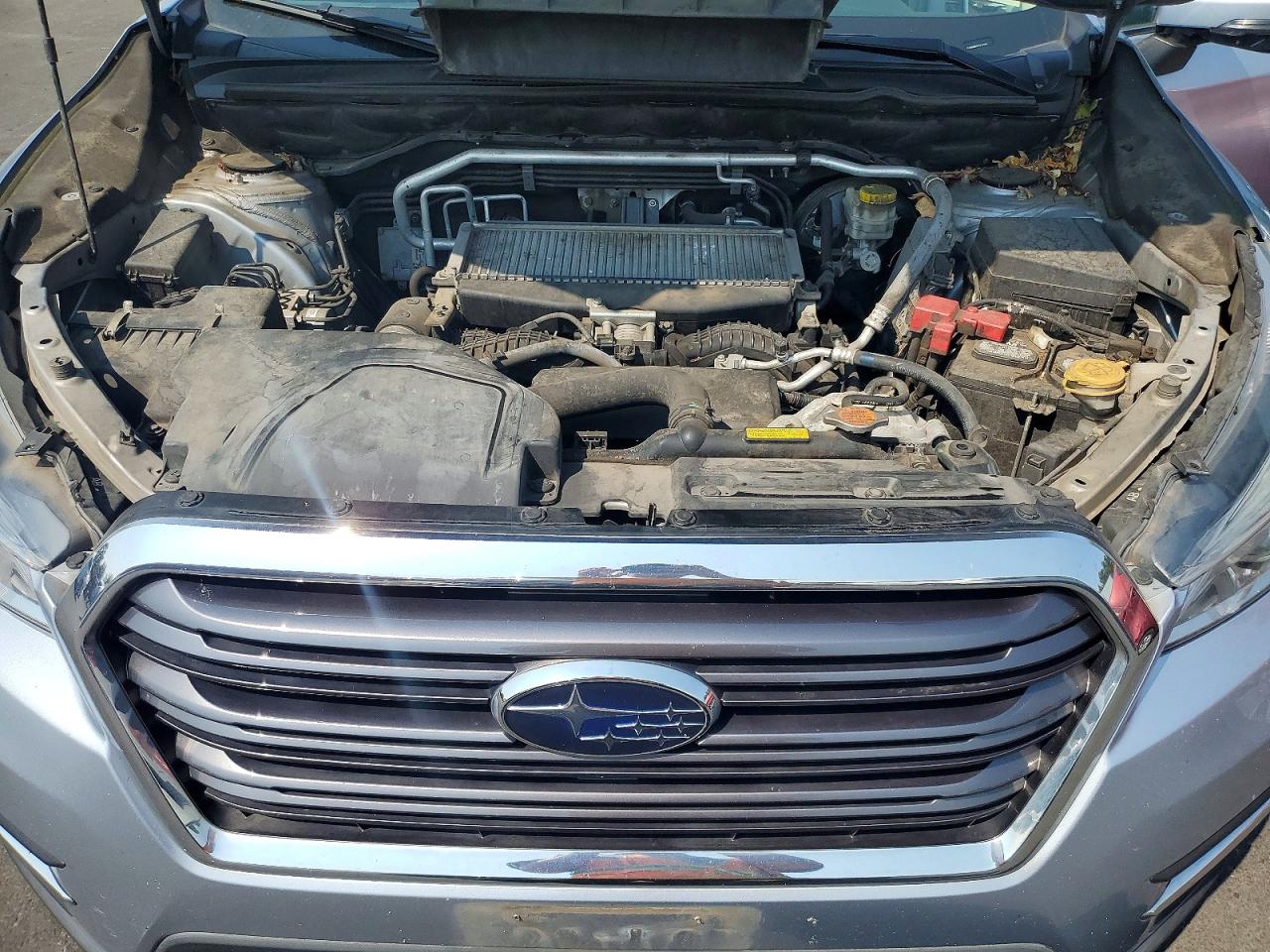 2019 Subaru Ascent Limited Silver vin: 4S4WMAMD2K3414203