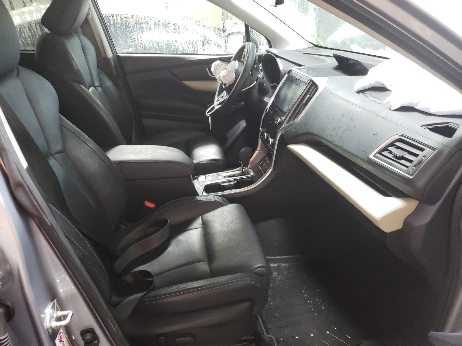 2019 Subaru Ascent Limited Silver vin: 4S4WMAMD3K3482655