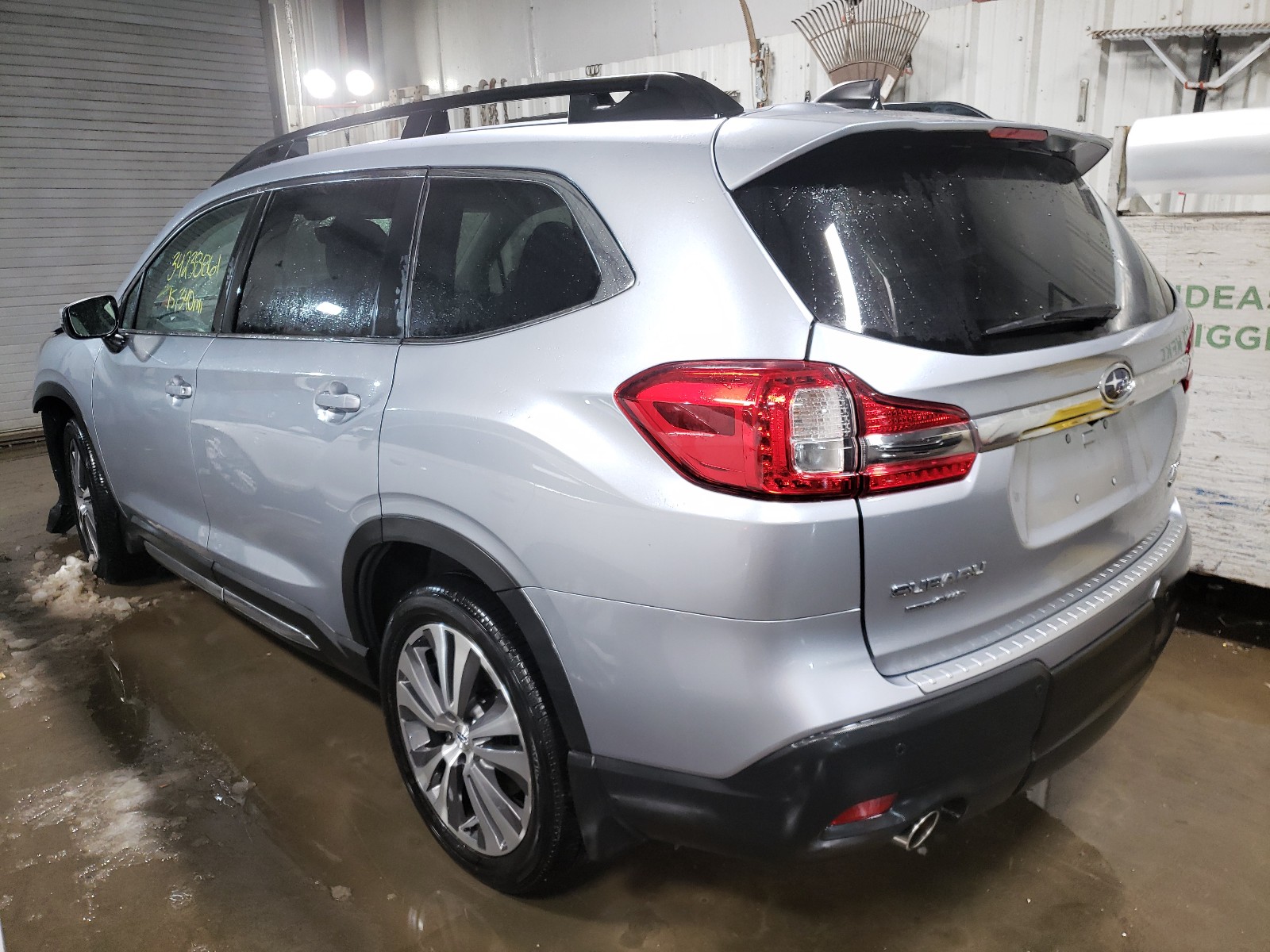 2019 Subaru Ascent Limited Silver vin: 4S4WMAMD3K3482655