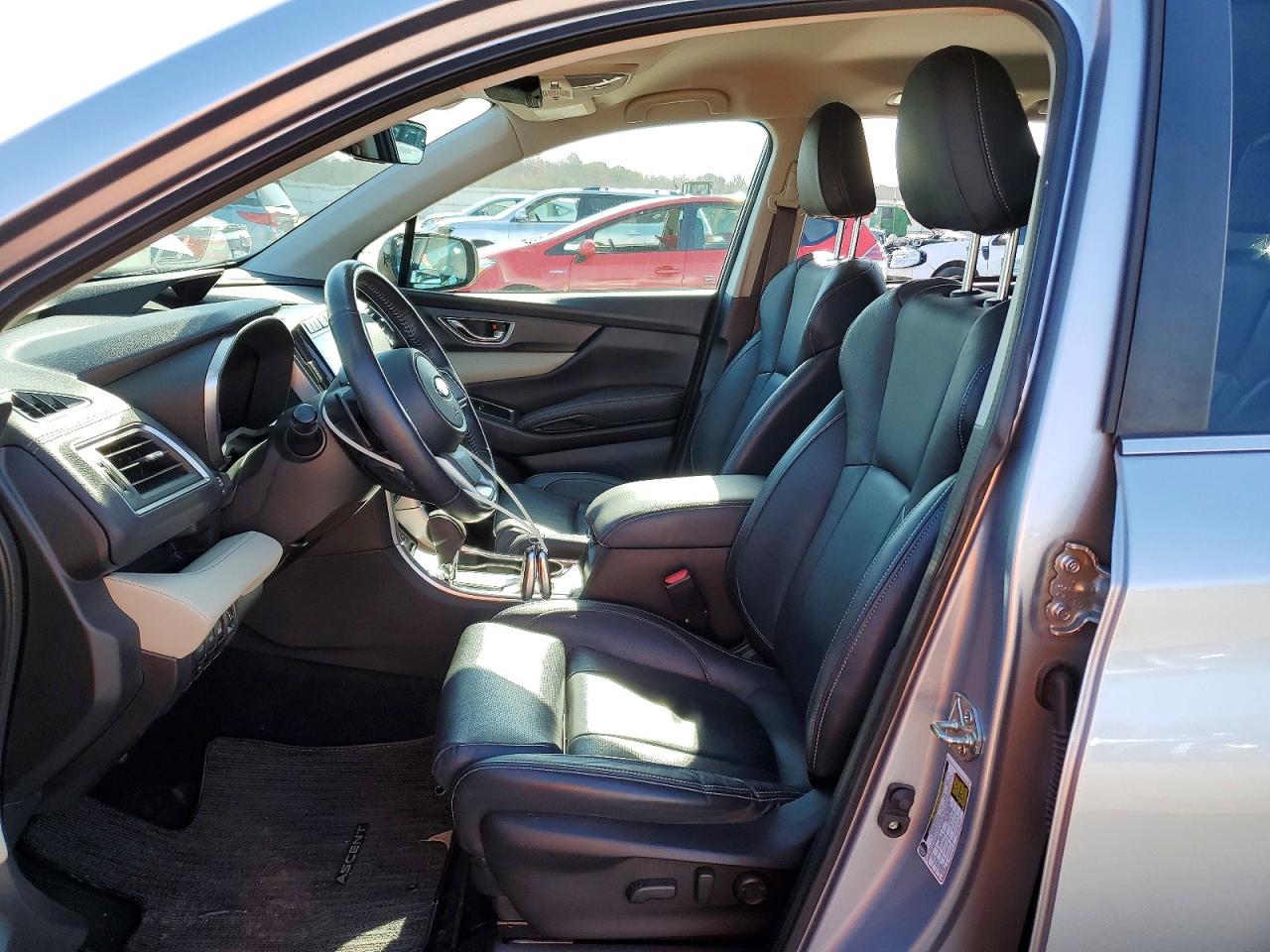 2020 Subaru Ascent Limited Silver vin: 4S4WMAMD9L3480409