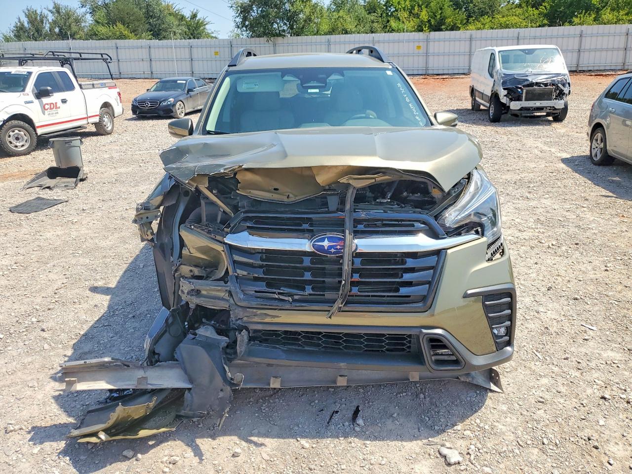 2023 Subaru Ascent Limited Gold vin: 4S4WMAND2P3413168
