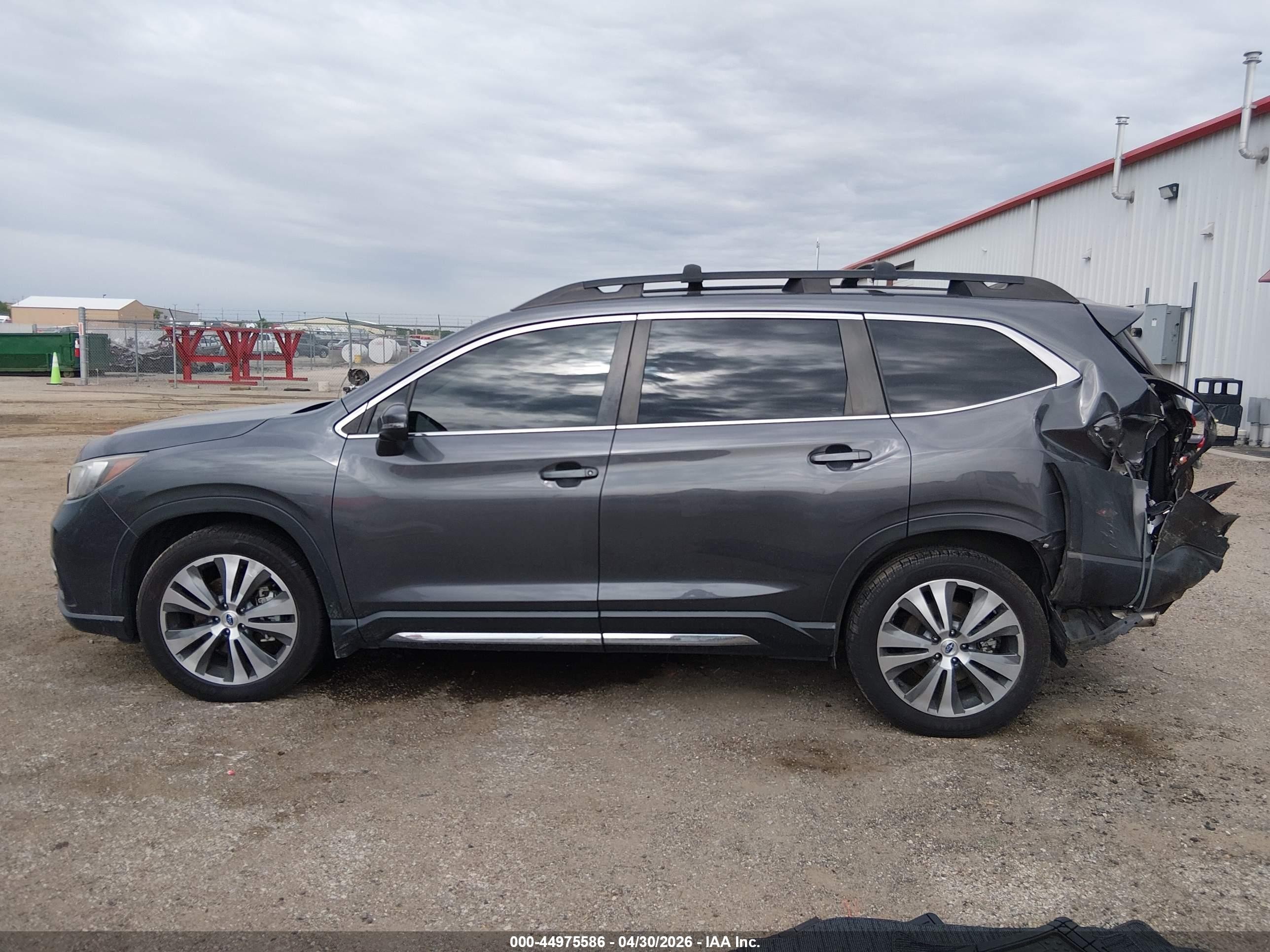 2019 Subaru Ascent Limited Gray vin: 4S4WMAPD5K3476514