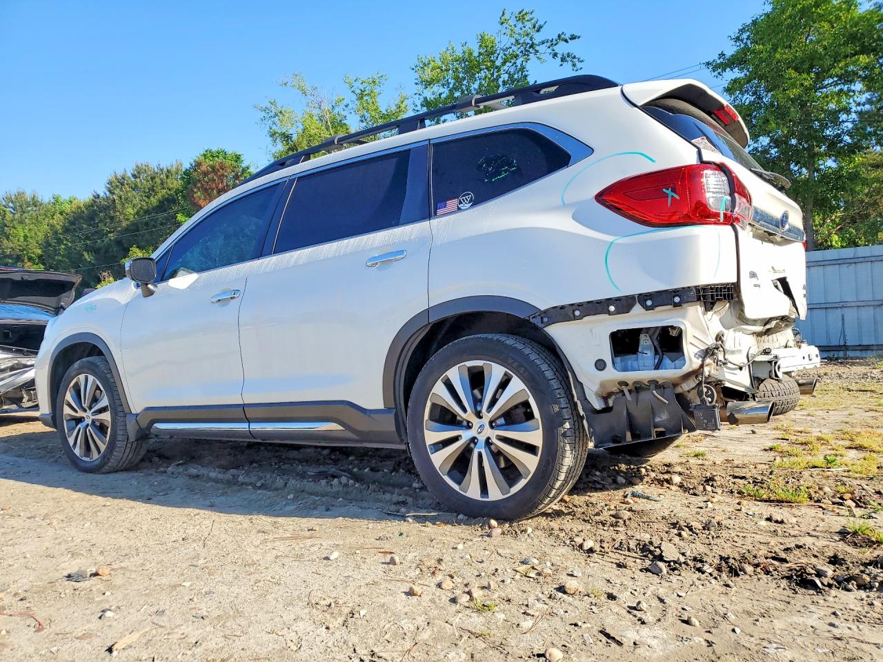 2022 Subaru Ascent Touring White vin: 4S4WMARD0N3436987