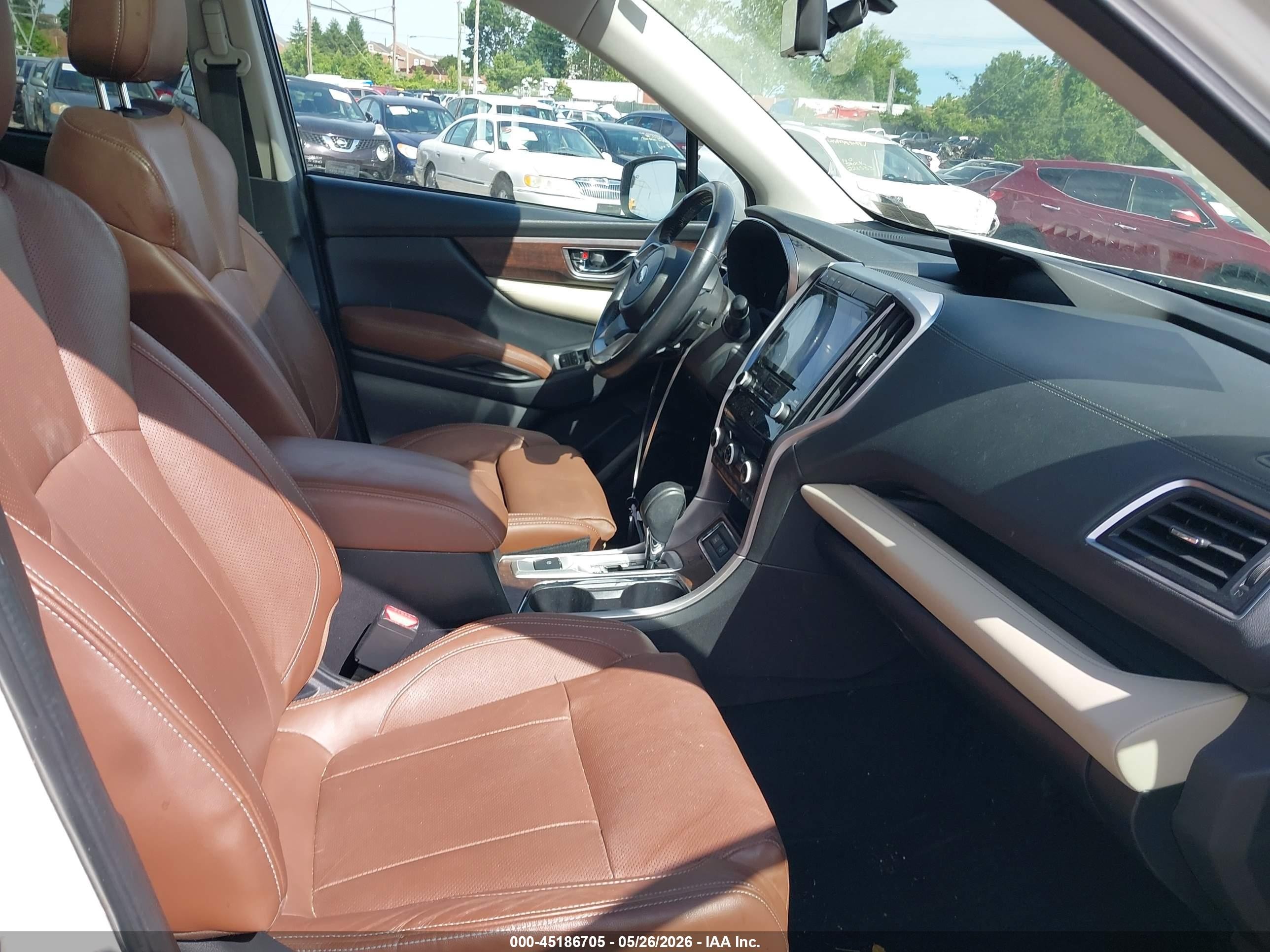 2019 Subaru Ascent Touring White vin: 4S4WMARD2K3435612