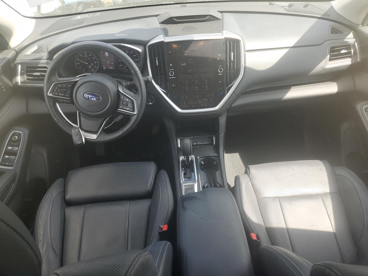 2024 Subaru Ascent Limited Blue vin: 4S4WMARD2R3437385