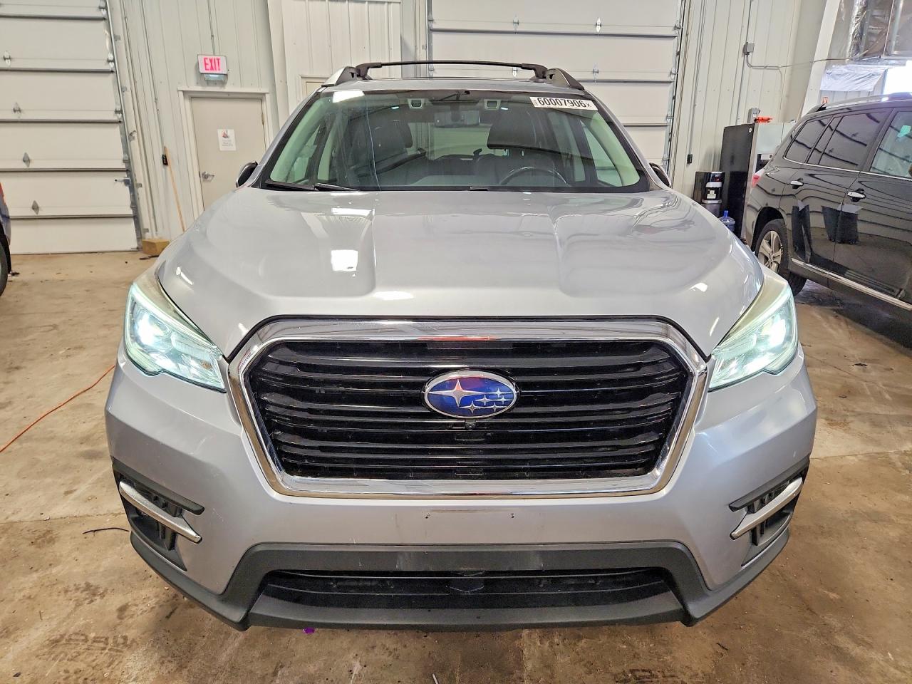 2021 Subaru Ascent Touring Silver vin: 4S4WMARD5M3442475