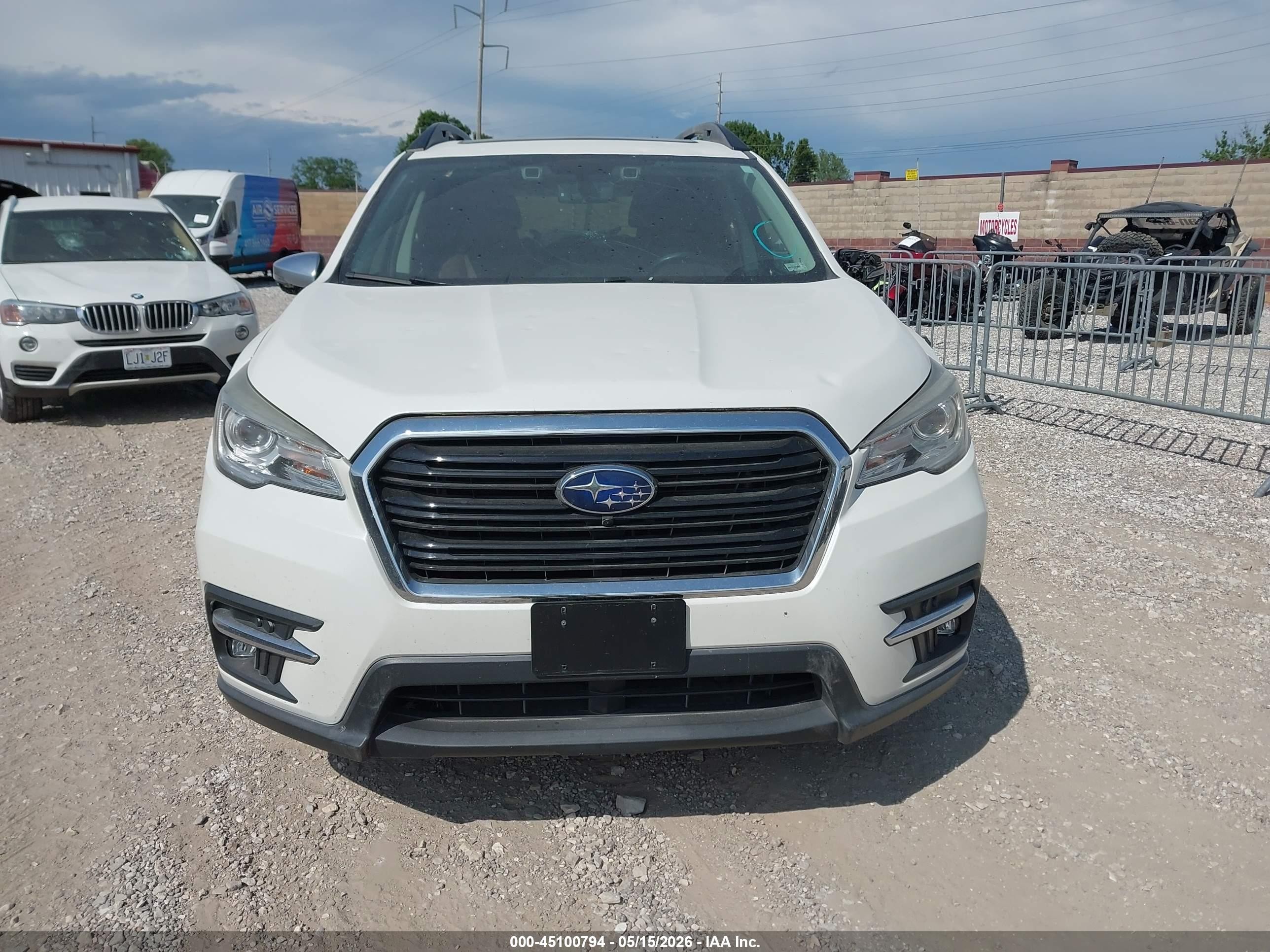 2019 Subaru Ascent Touring White vin: 4S4WMARD6K3420322
