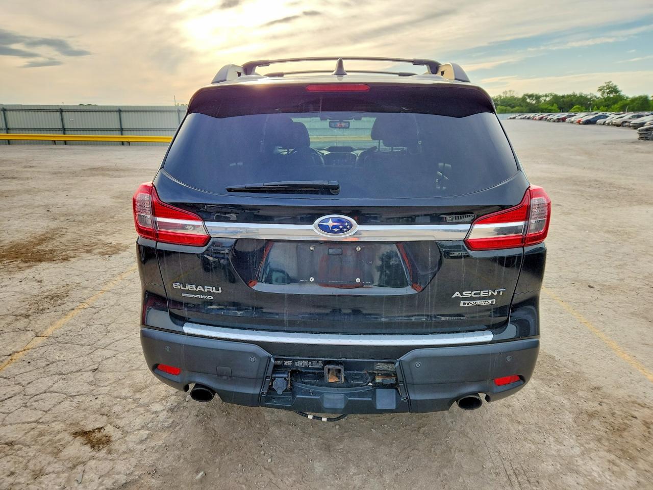 2019 Subaru Ascent Touring Black vin: 4S4WMARD6K3458181