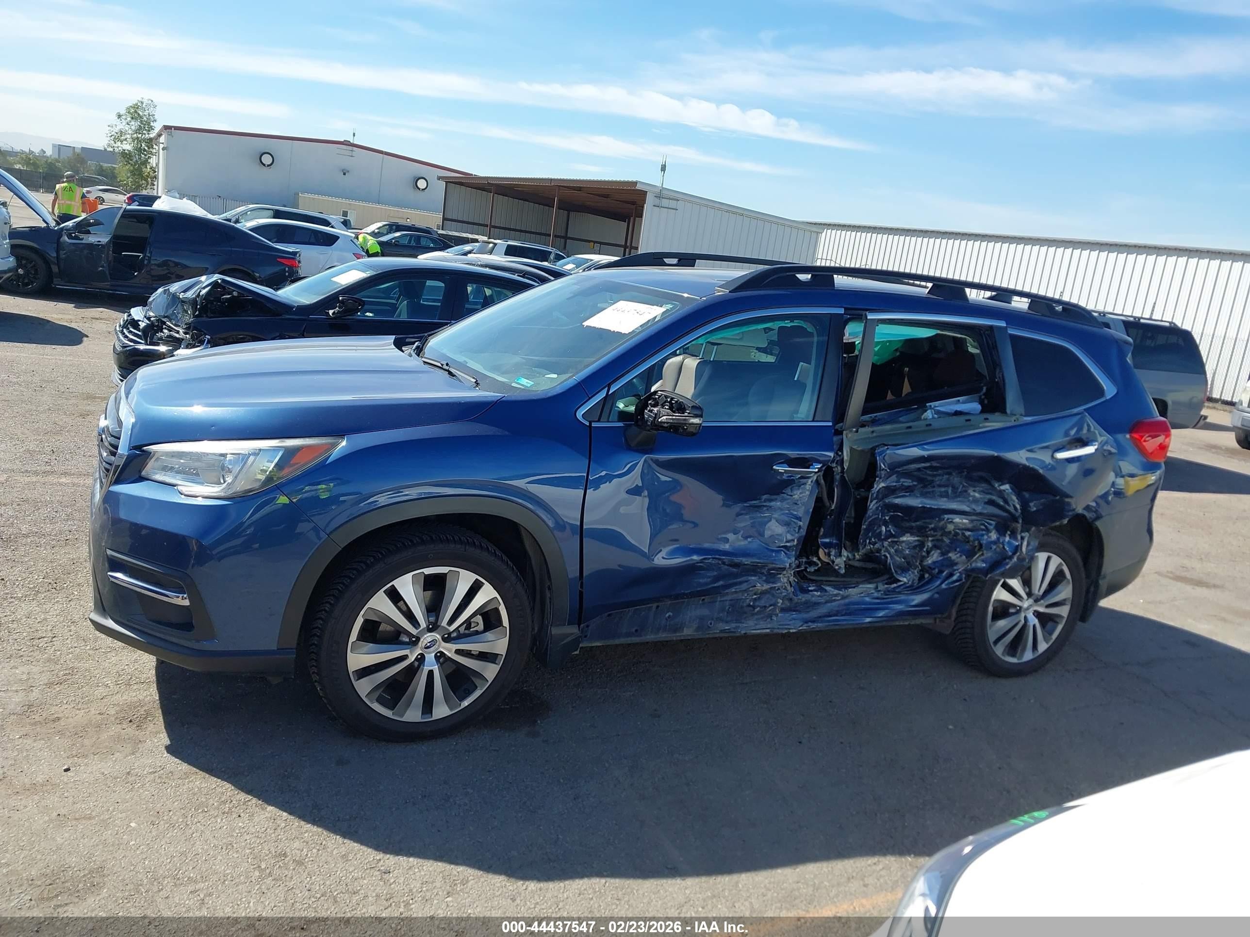 2020 Subaru Ascent Touring Dark Blue vin: 4S4WMARD8L3474433