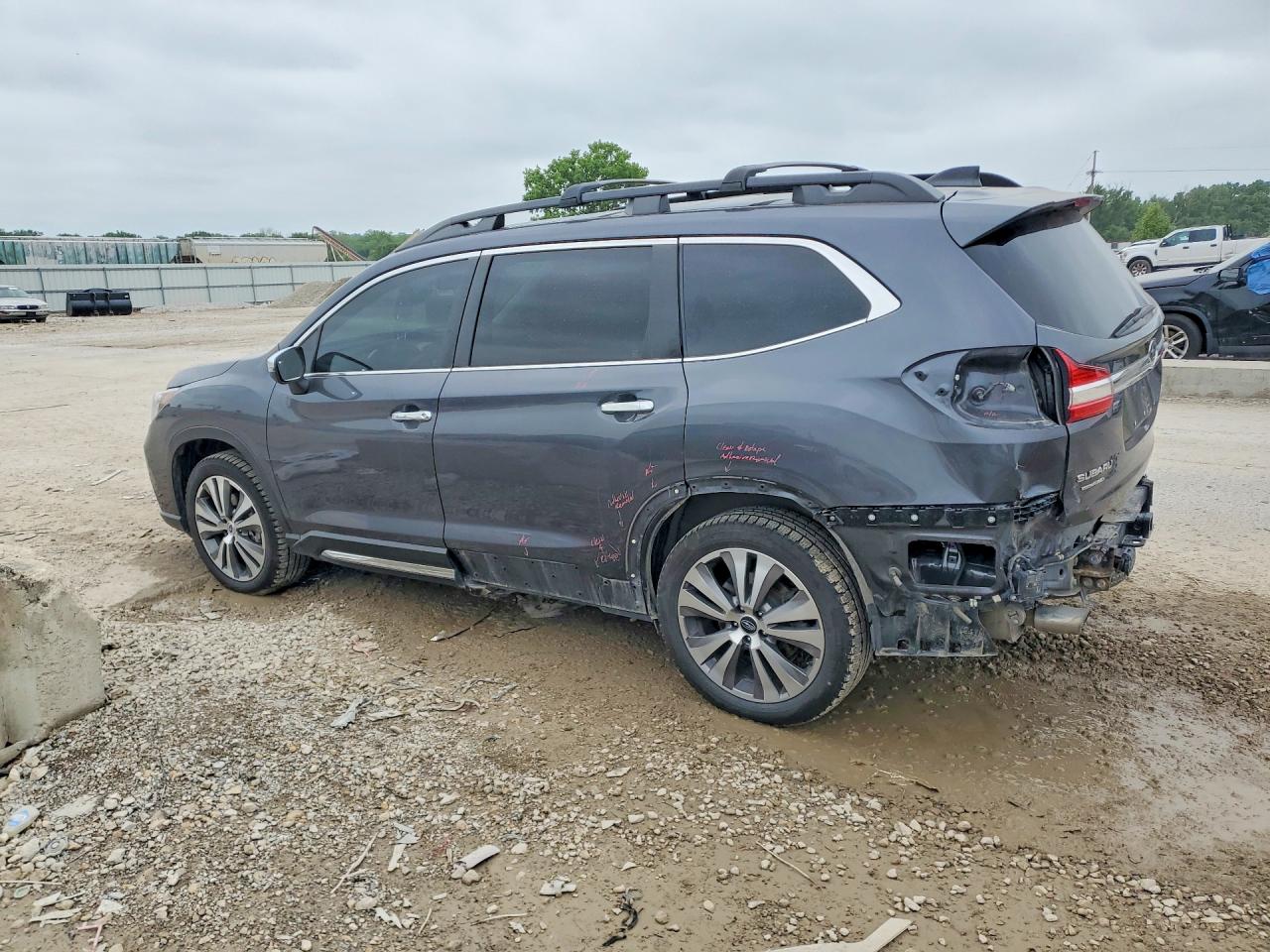 2020 Subaru Ascent Touring Charcoal vin: 4S4WMARDXL3401869