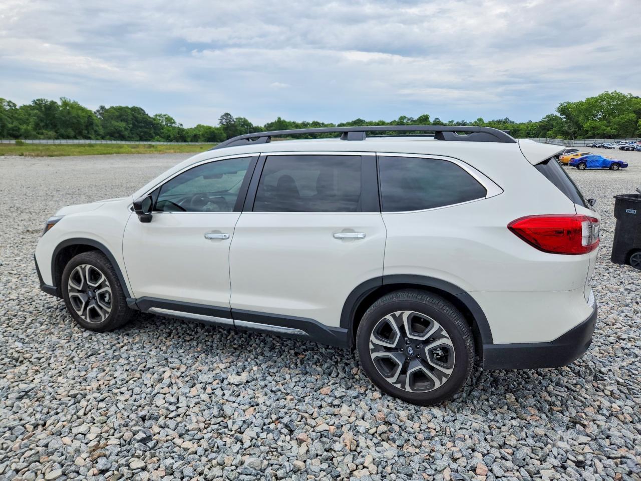 2025 Subaru Ascent Touring Белый vin: 4S4WMAUD6S3416388