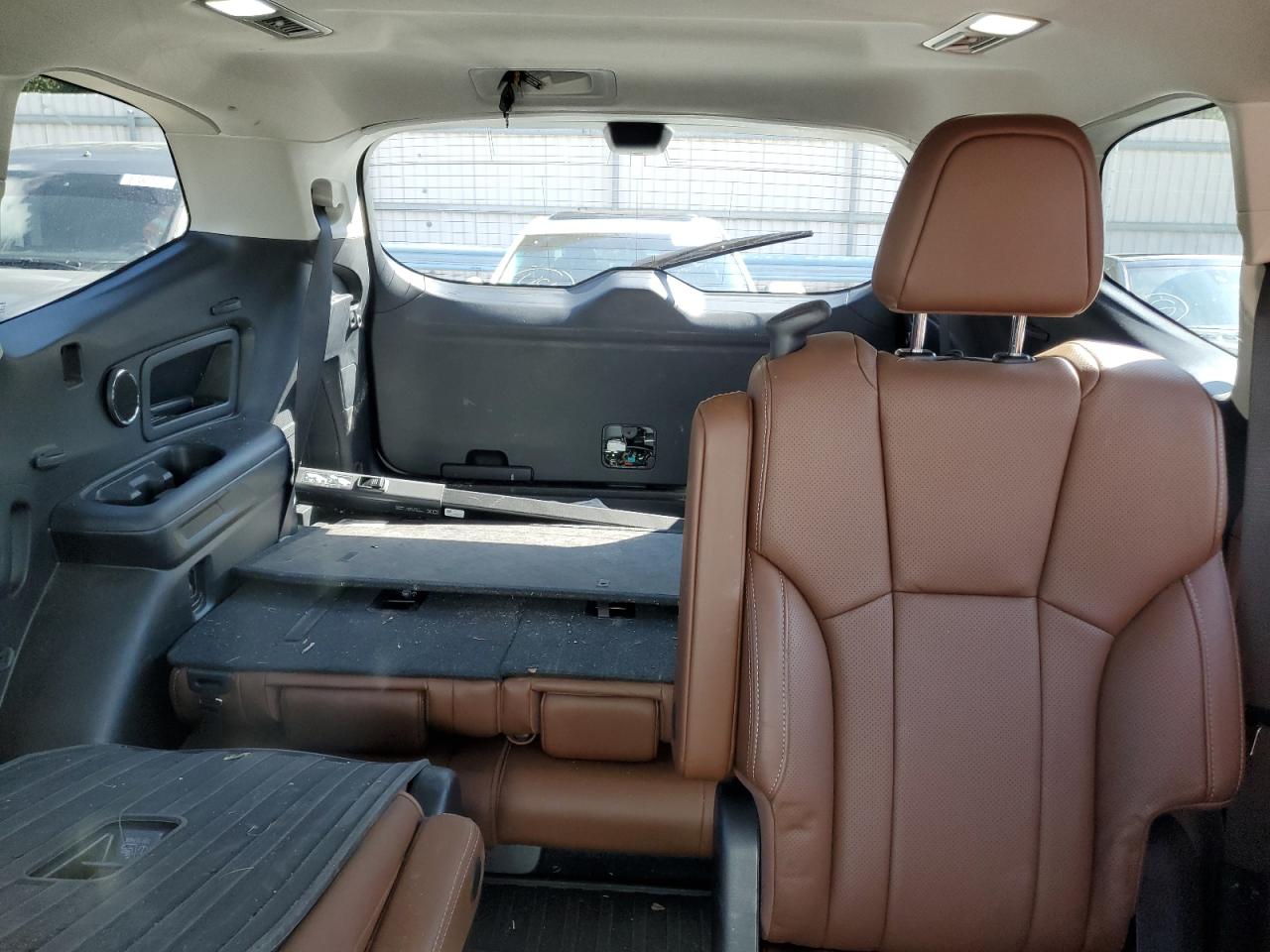 2024 Subaru Ascent Touring Белый vin: 4S4WMAWD1R3418461
