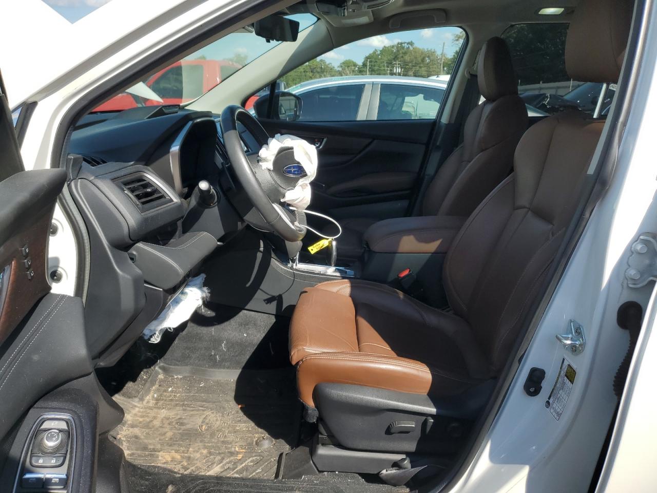 2024 Subaru Ascent Touring Белый vin: 4S4WMAWD1R3418461